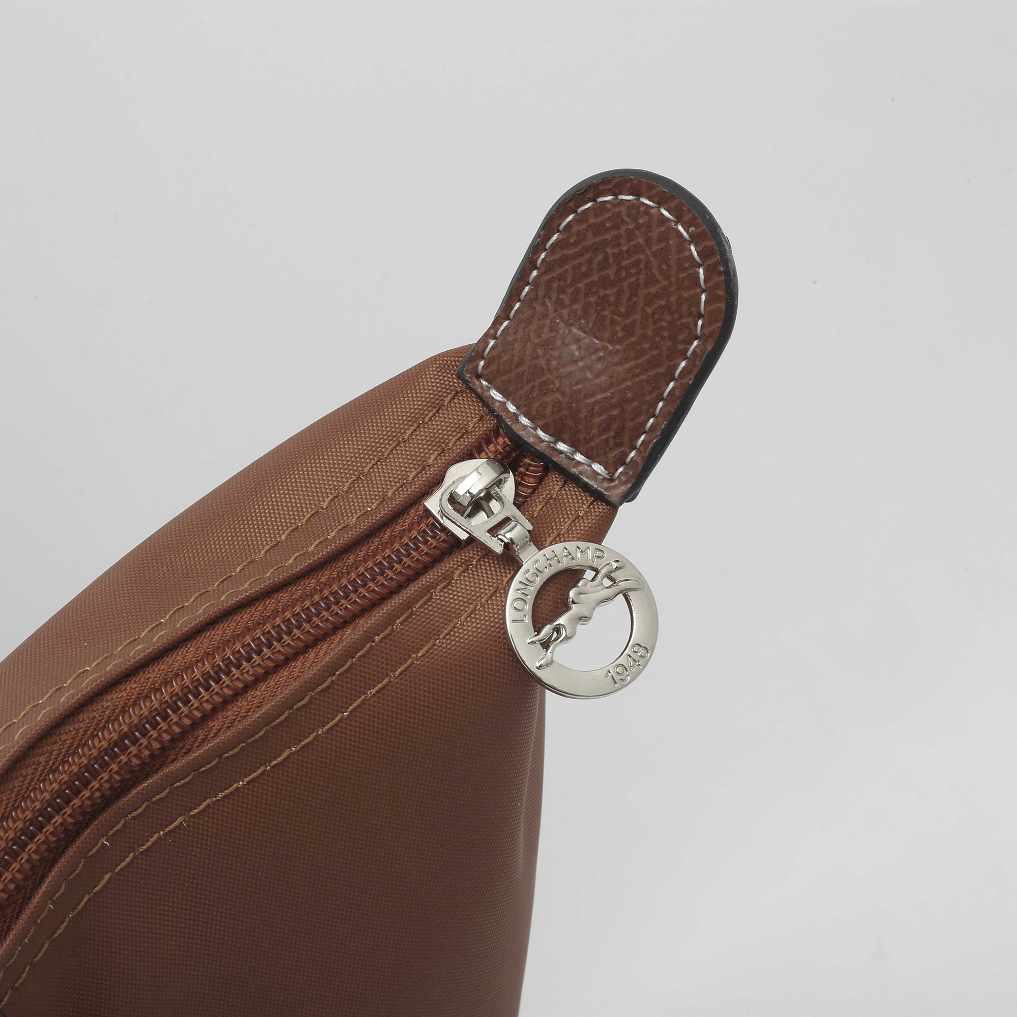 EL22333  SIZE:34*26*11CM gallery