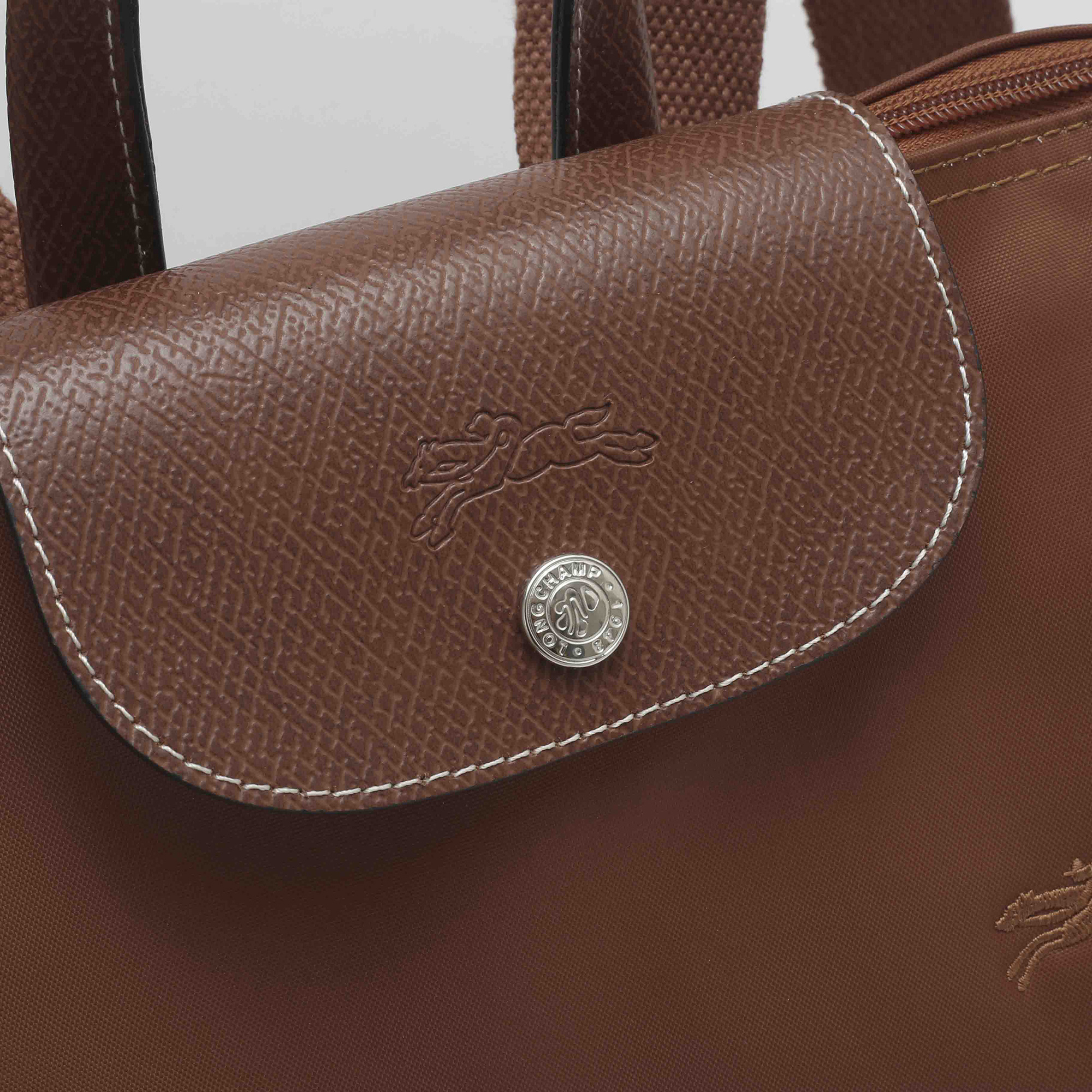 EL22333  SIZE:34*26*11CM gallery