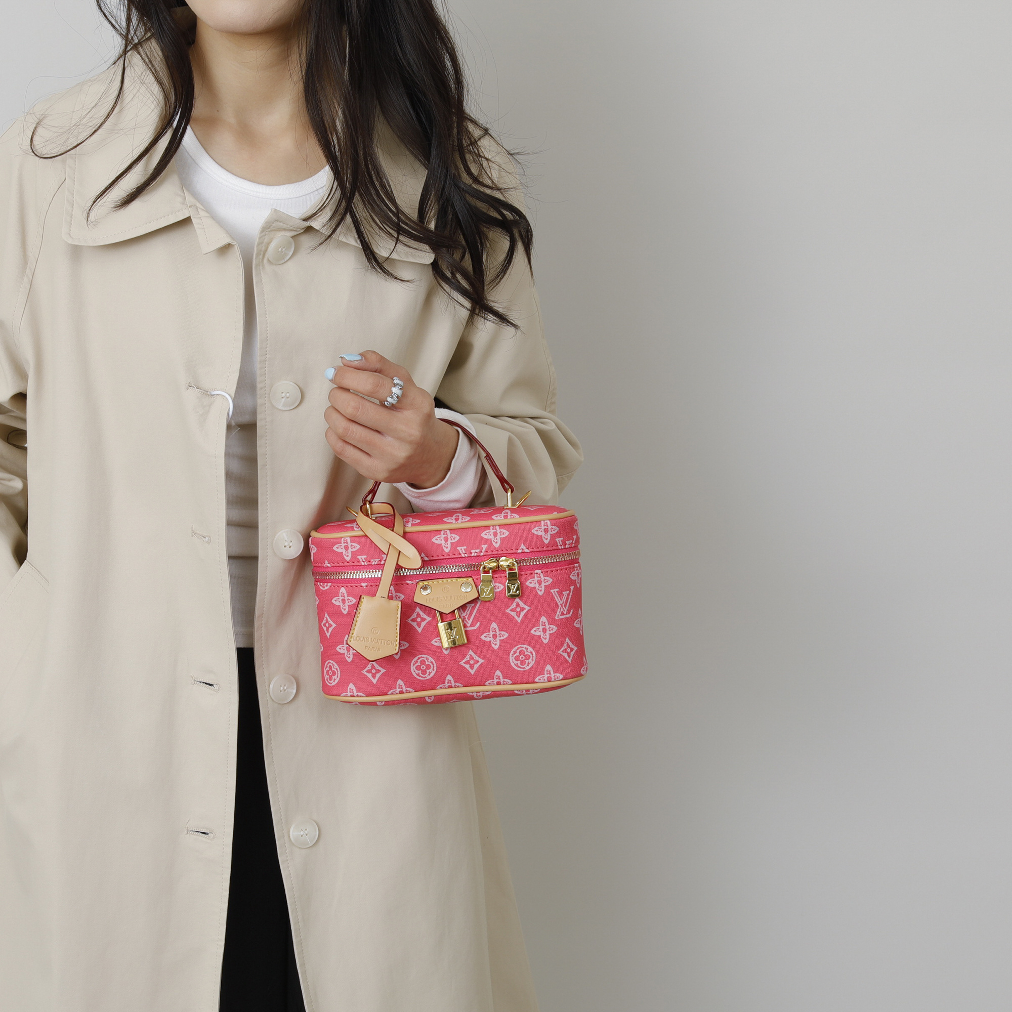 EL24136  SIZE:20*7*13CM gallery