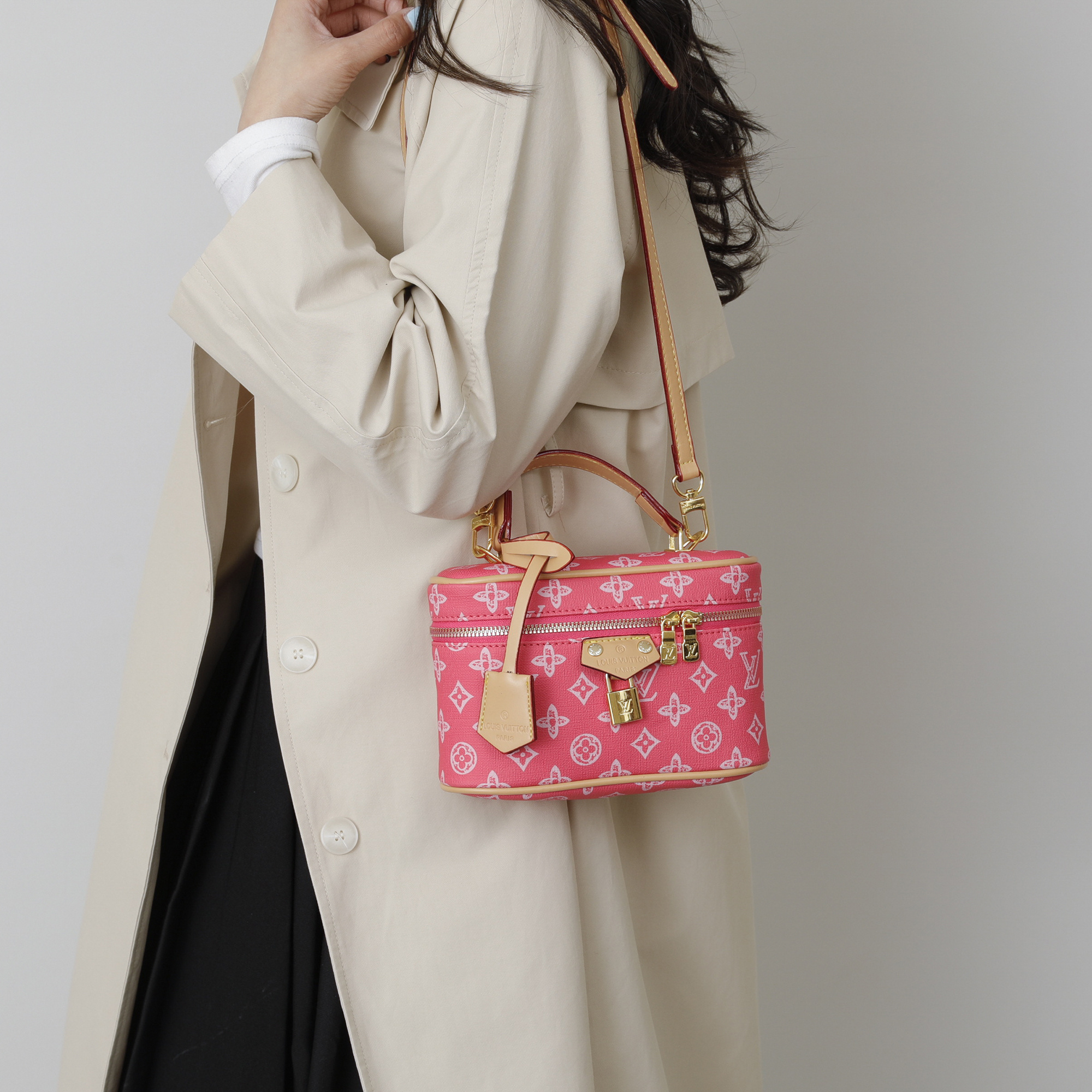 EL24136  SIZE:20*7*13CM gallery