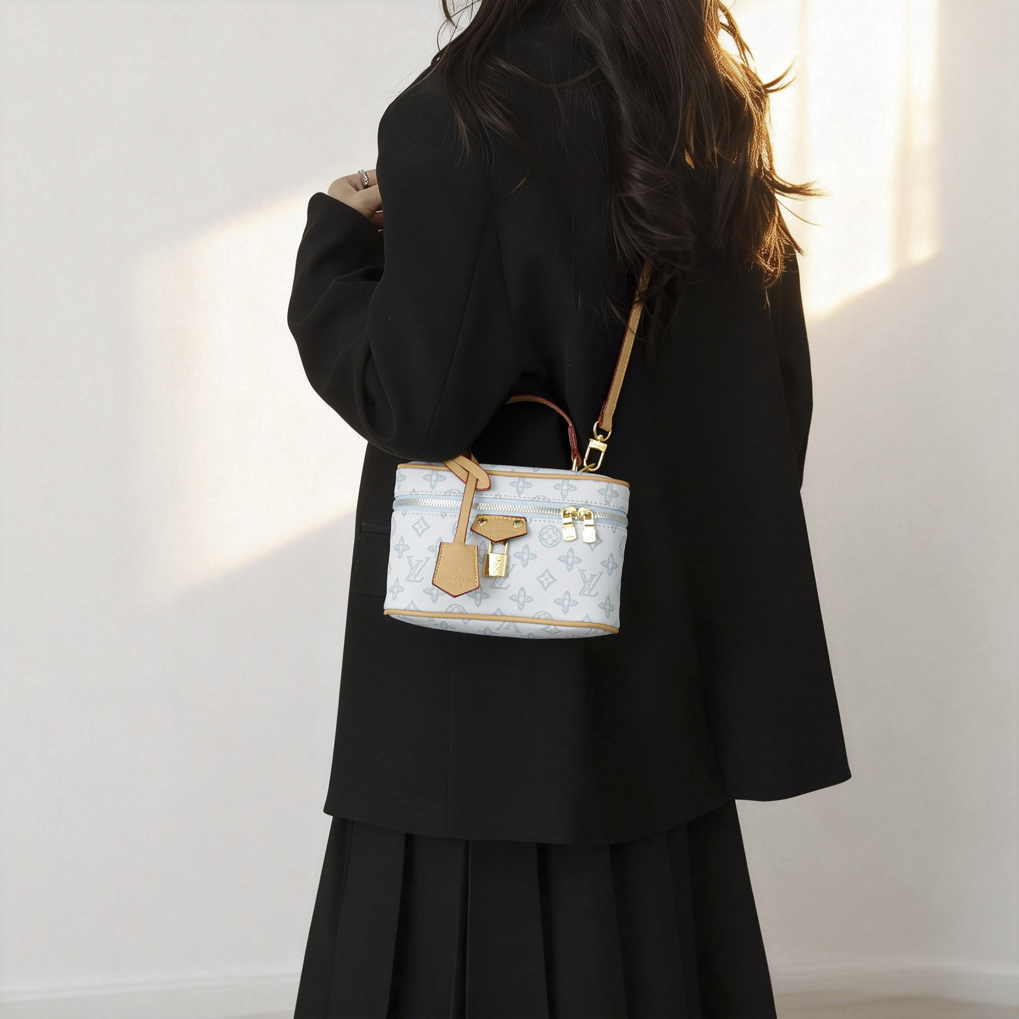 EL24136  SIZE:20*7*13CM gallery