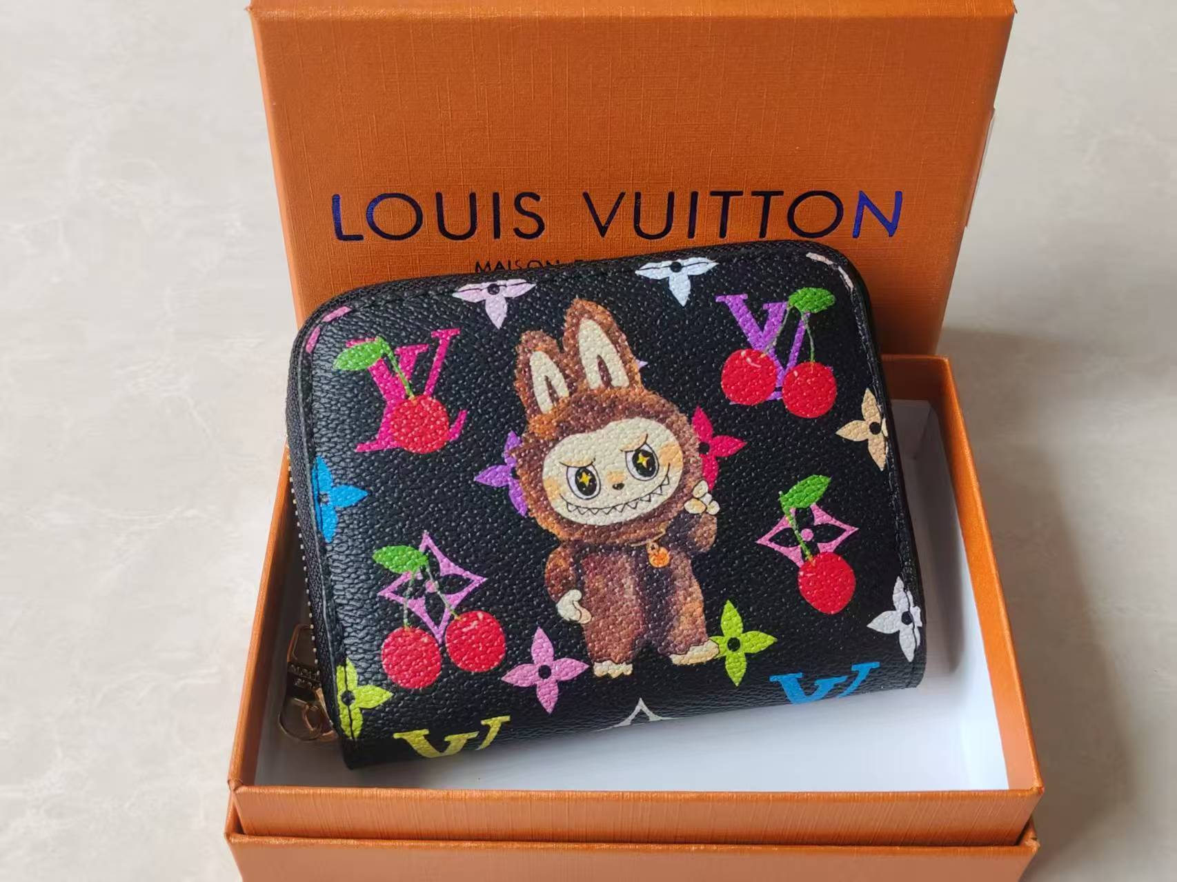 EL35820  SIZE:12*10*2.5CM gallery