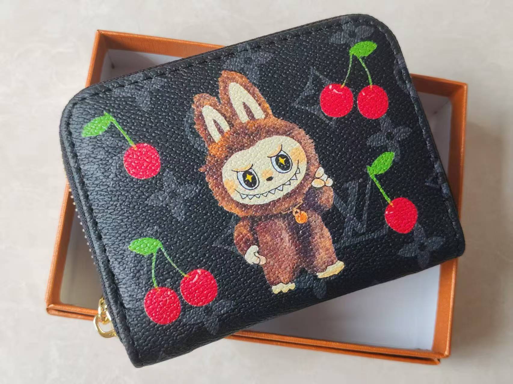 EL35820  SIZE:12*10*2.5CM gallery