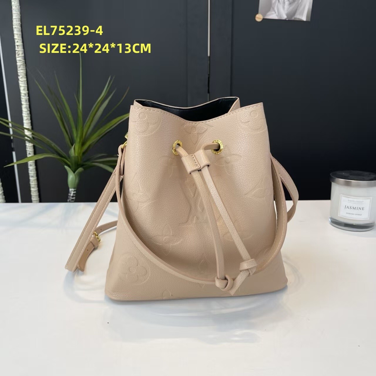 EL75239  SIZE:24*24*13CM gallery