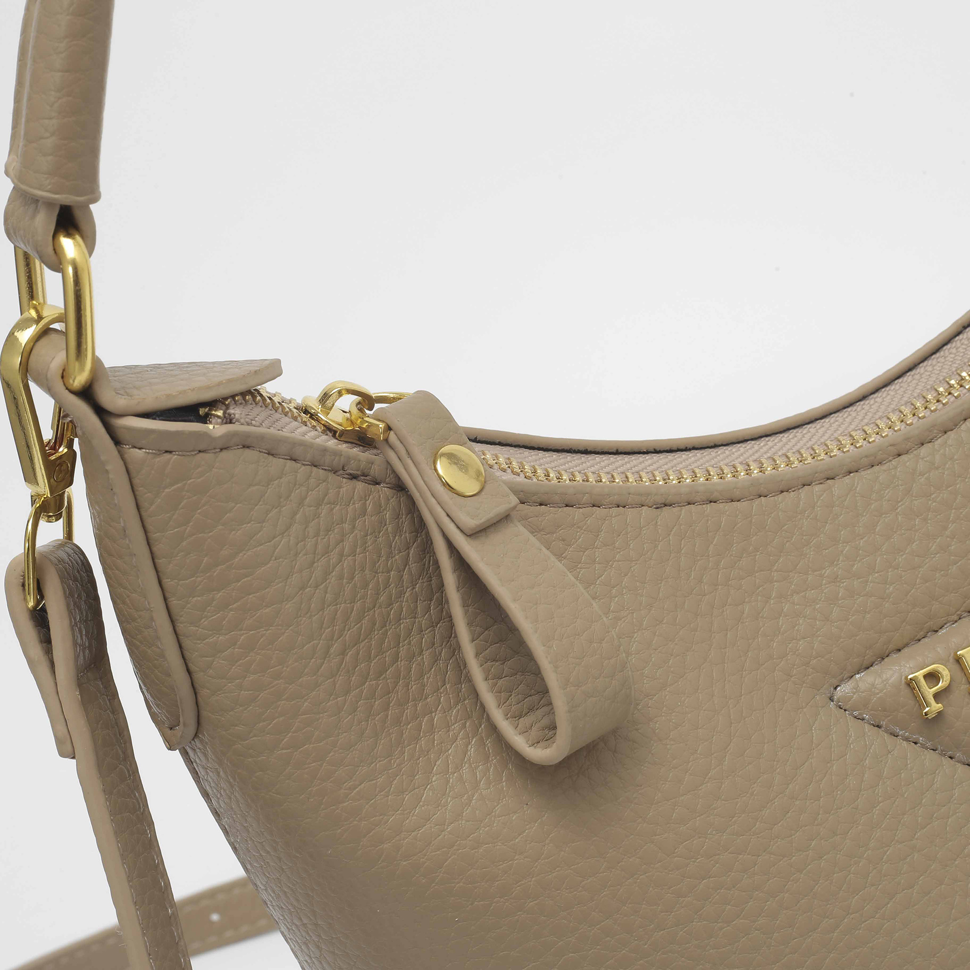 EP22840  SIZE:21*11*25CM gallery