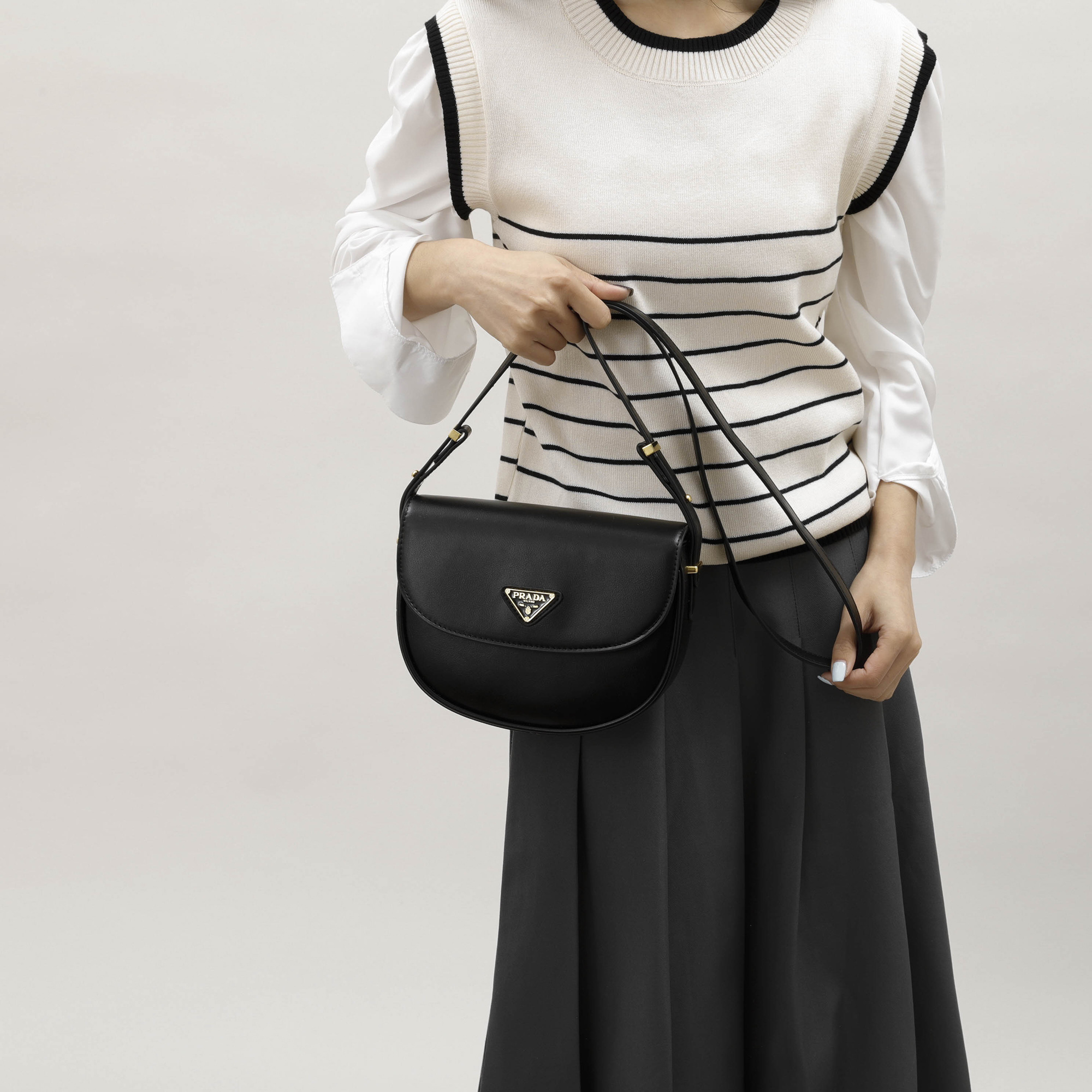 EP23838 SIZE:23*7*18CM gallery