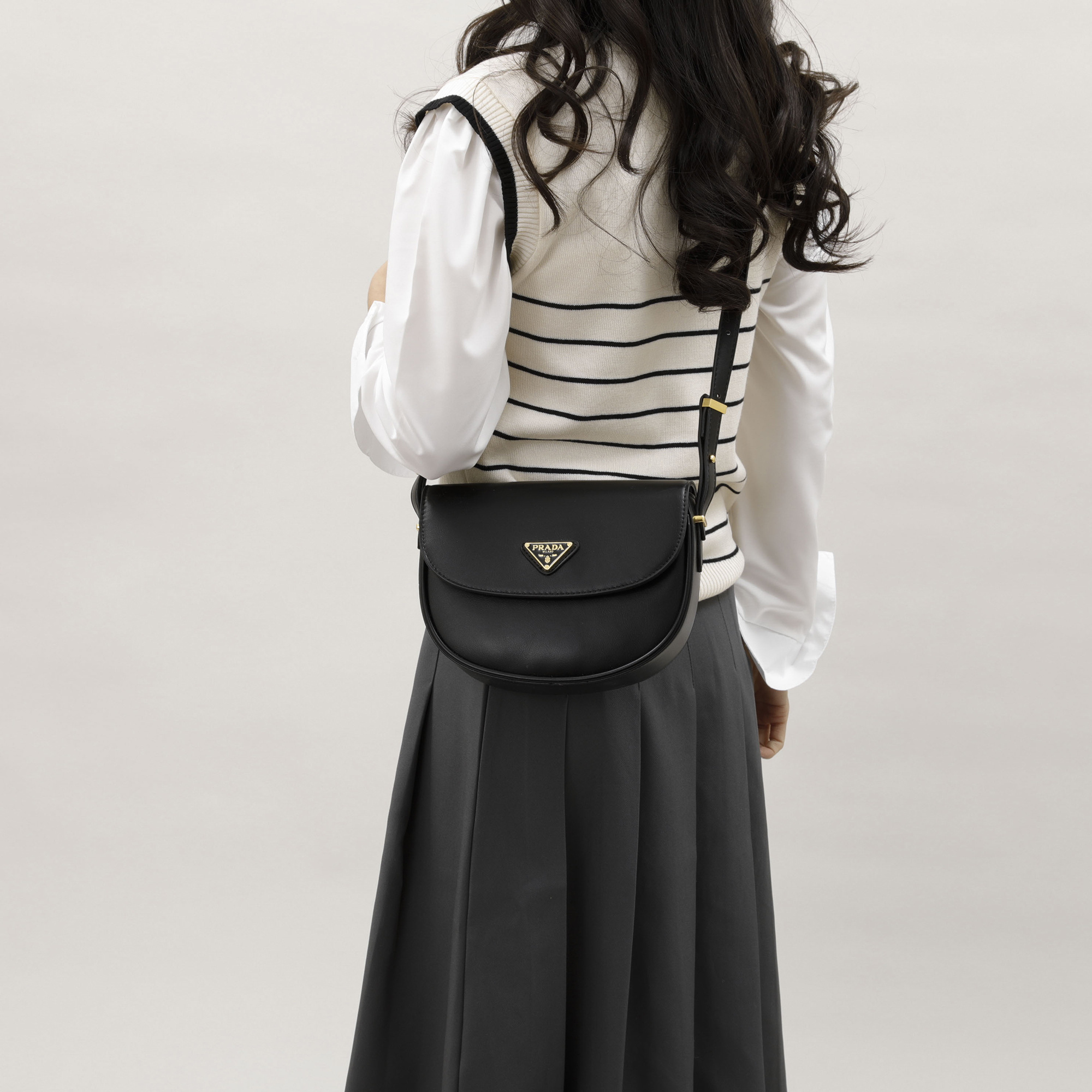 EP23838 SIZE:23*7*18CM gallery