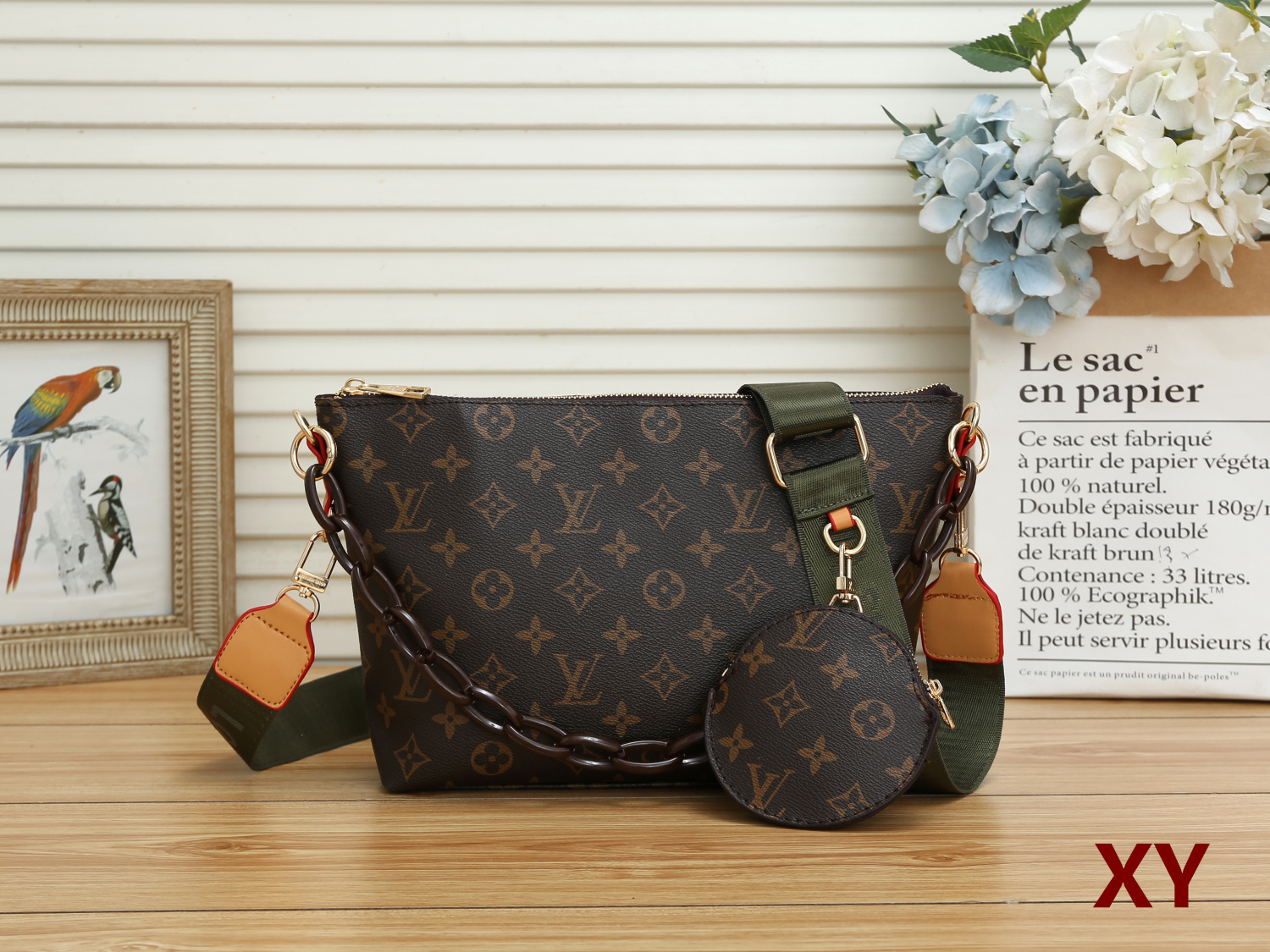 KL71555  SIZE:32*20*8CM gallery