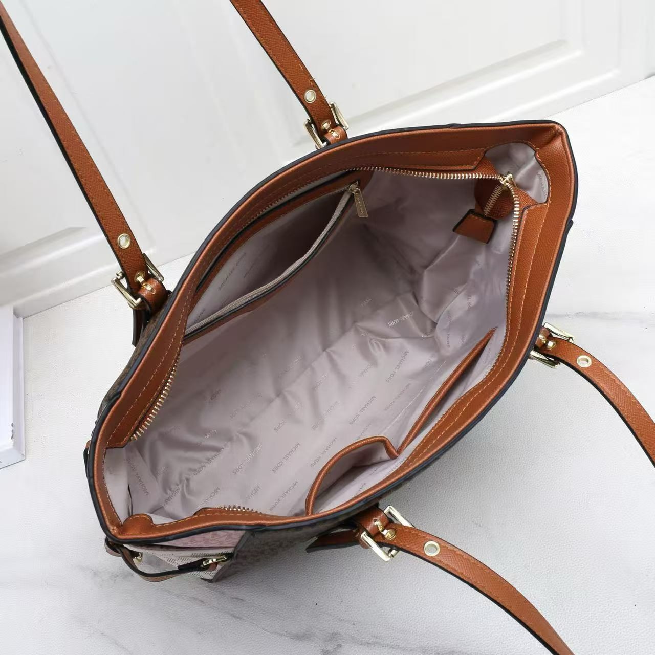 KM2530#SIZE:33*27*14CM gallery