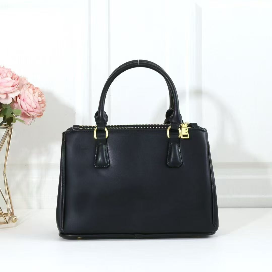 KP88221  SIZE:25*11*18CM gallery