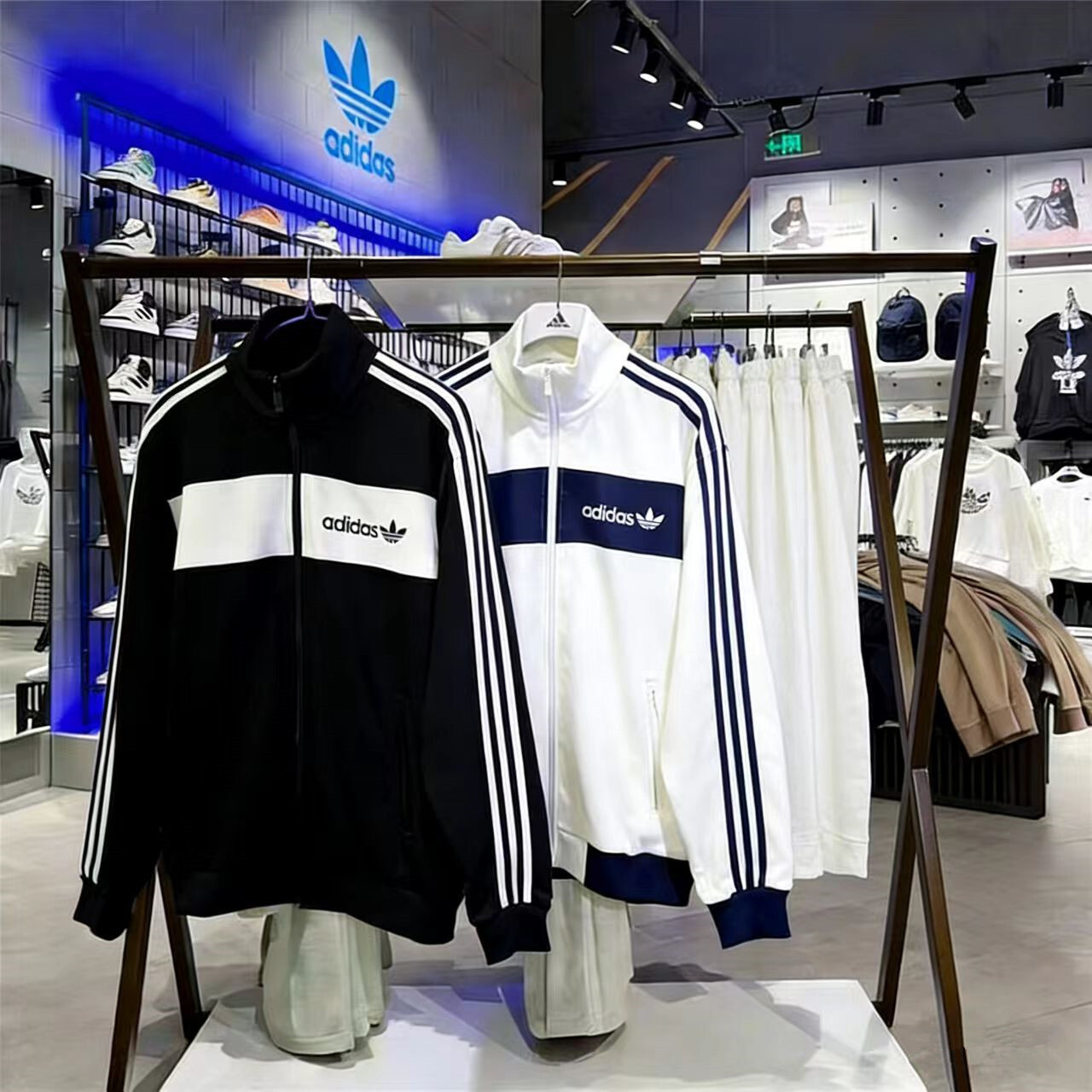 LA2026  SIZE:S--XXL gallery