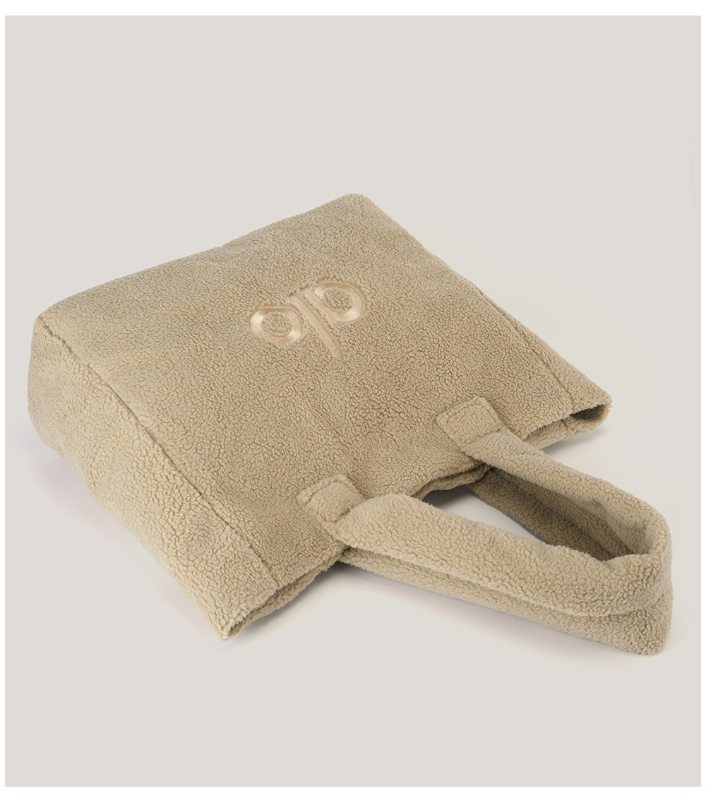 WA33025 SIZE:57*15*39CM gallery