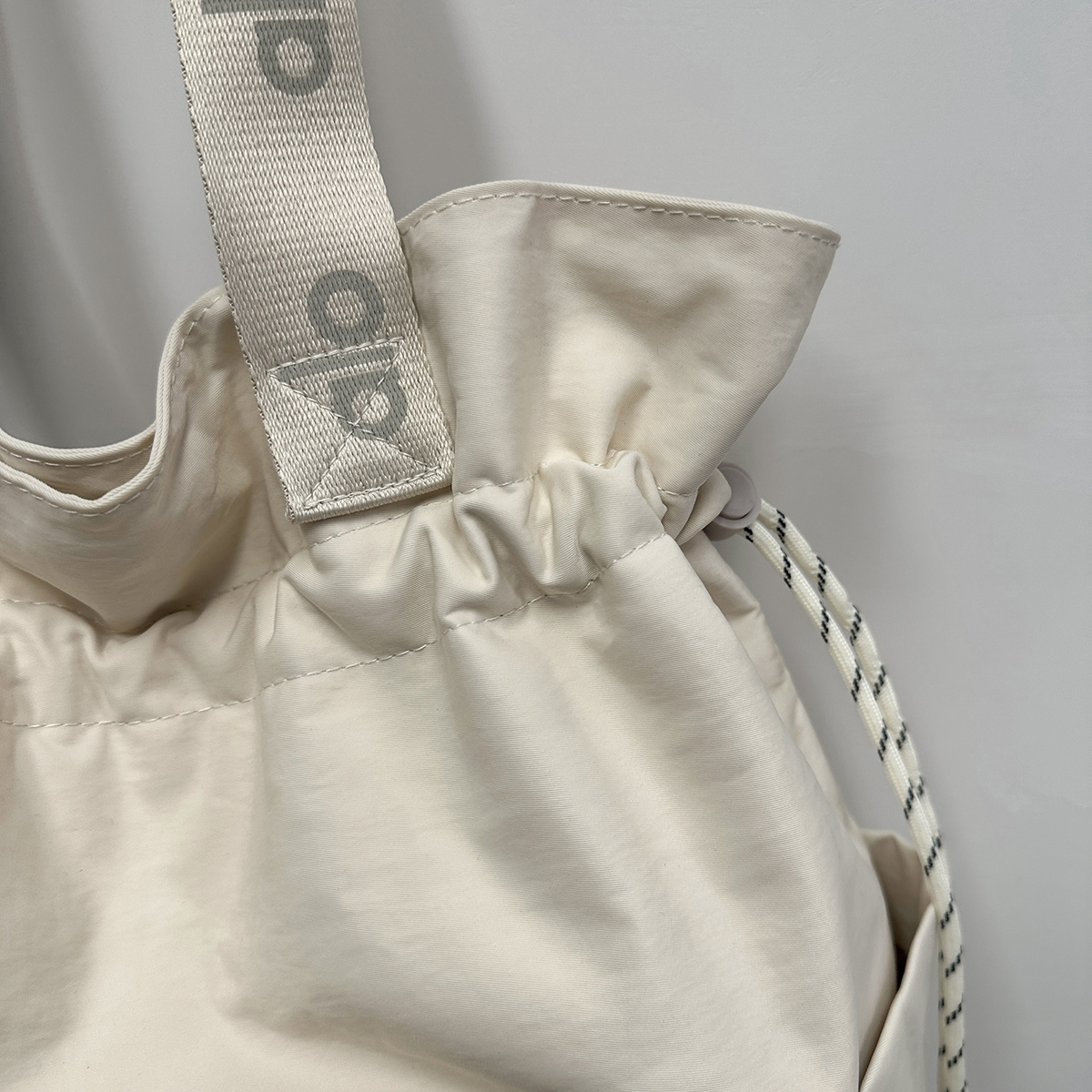 WA62425   SIZE:47*15*45CM gallery