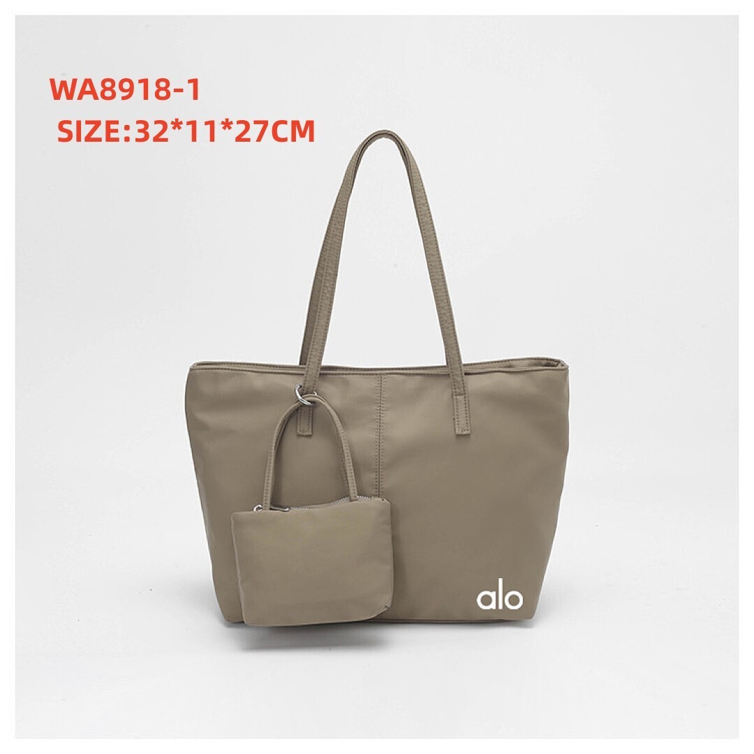 WA8918  SIZE:32*11*27CM gallery