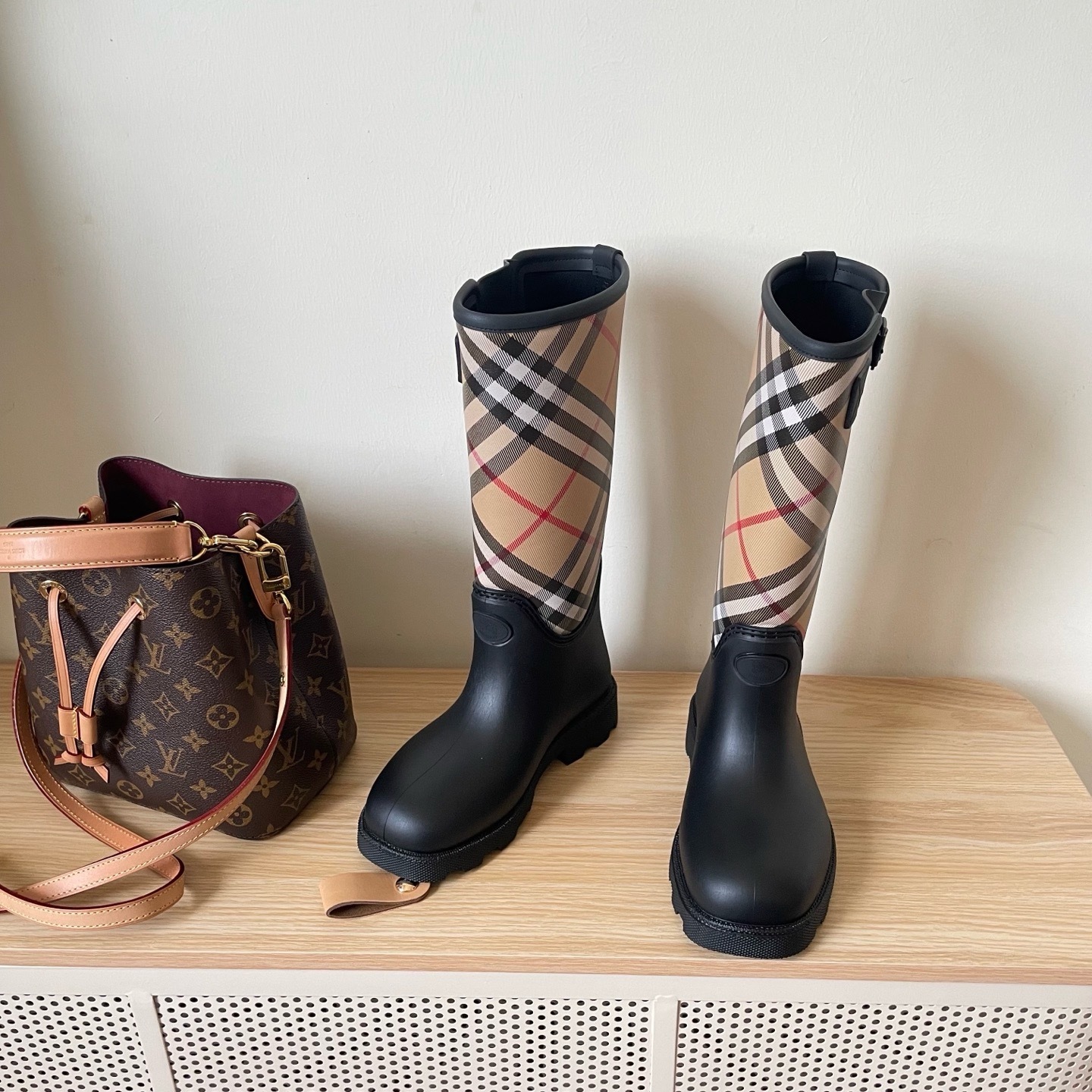 WB18573  SIZE:35--40 gallery