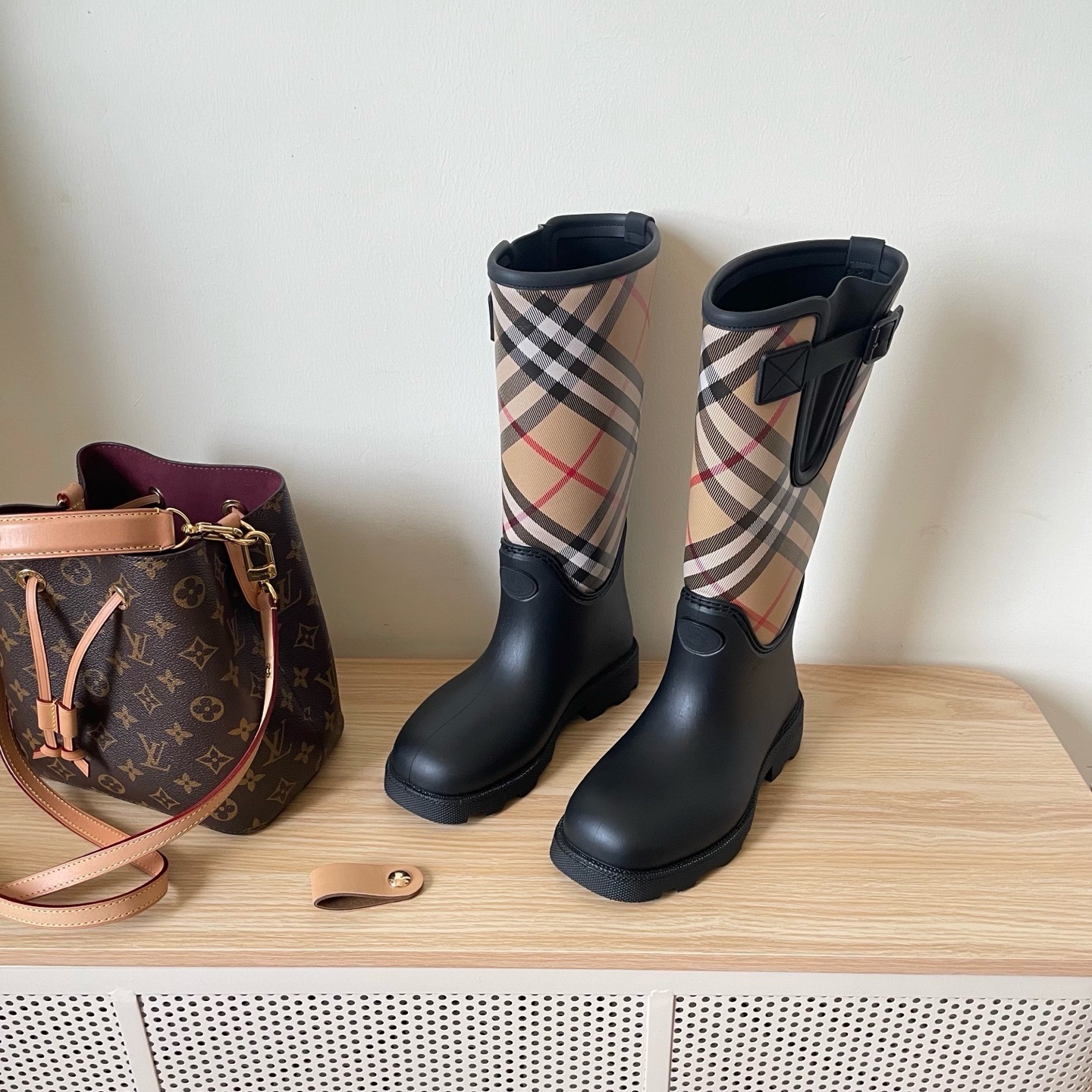 WB18573  SIZE:35--40 gallery