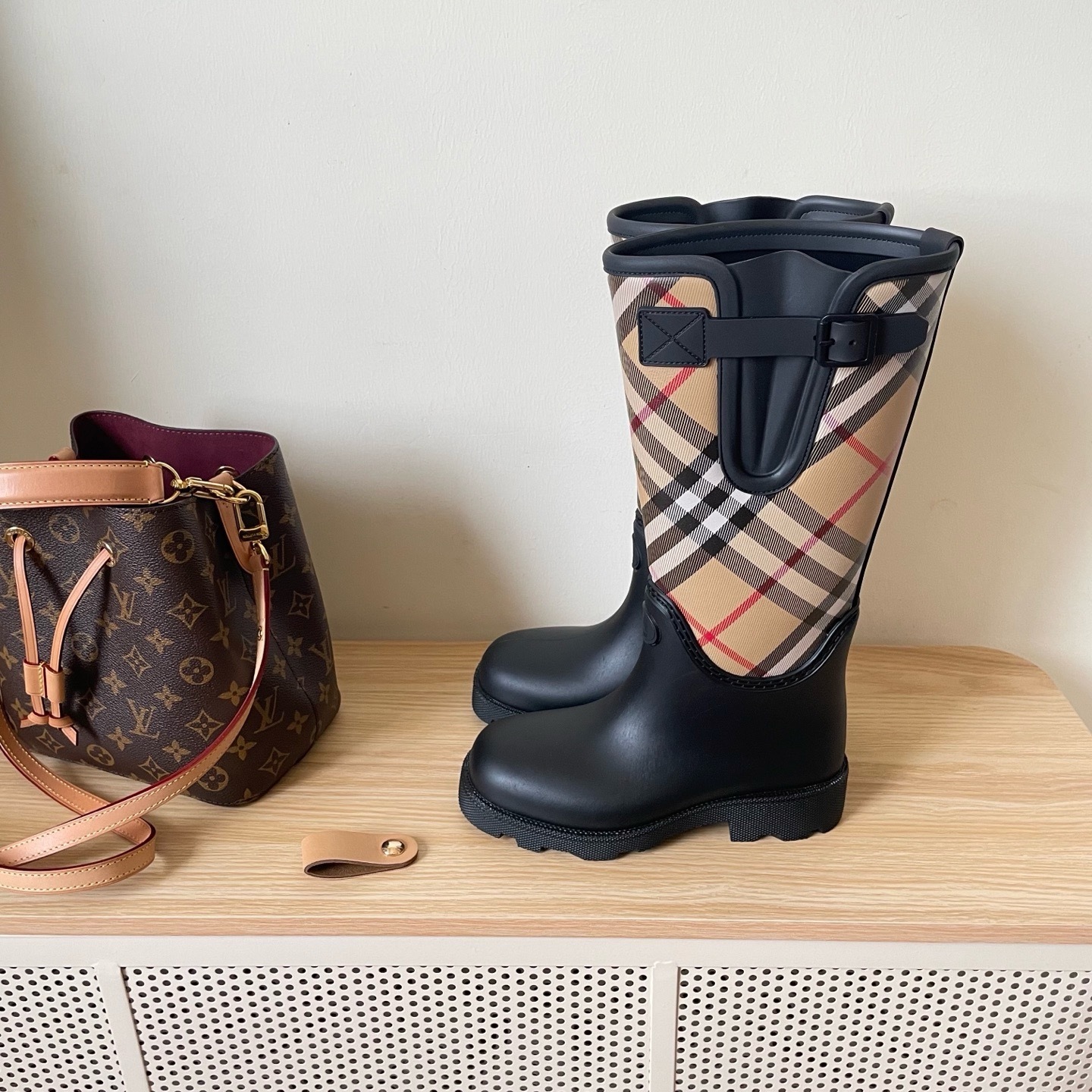 WB18573  SIZE:35--40 gallery