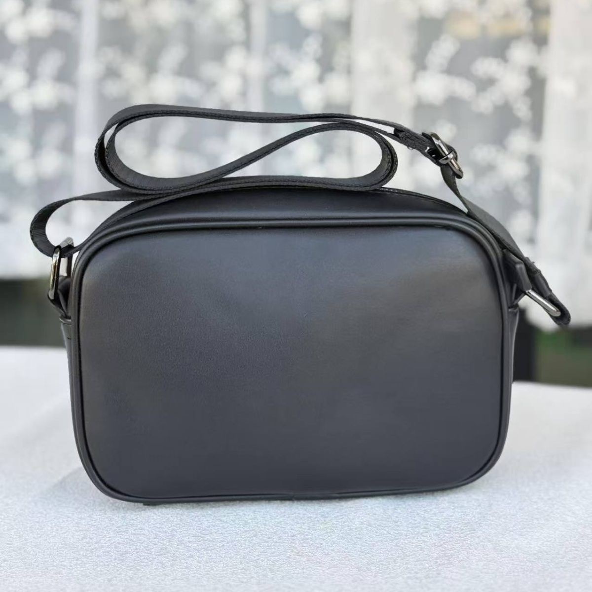 WK10519  SIZE:23*7*15CM gallery