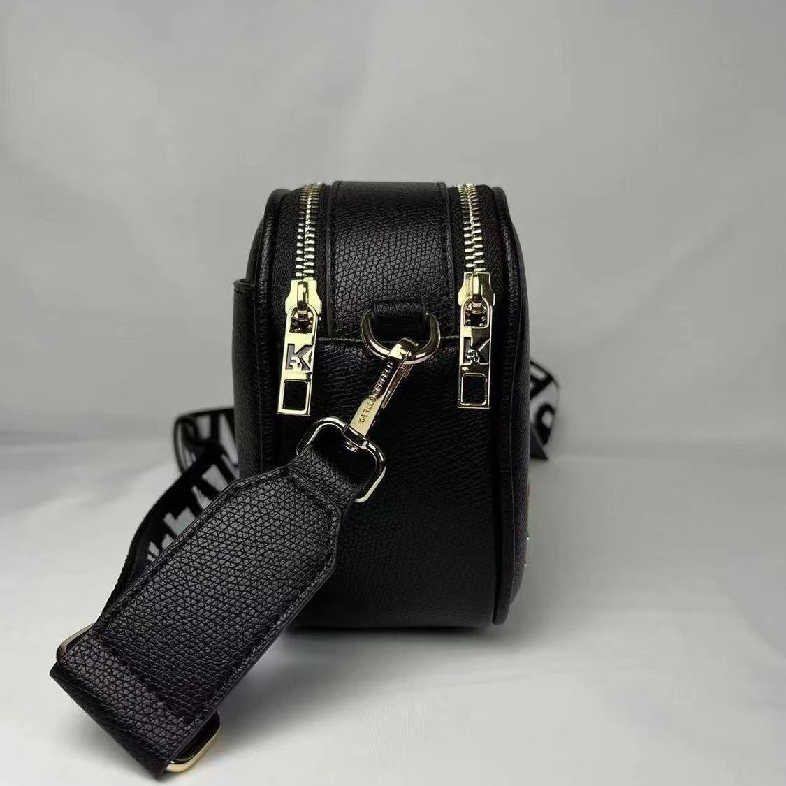 WK45813  SIZE:22*16*8CM gallery