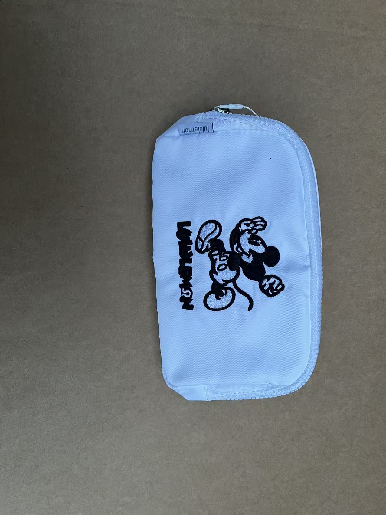 WL25150  SIZE:19* 5.5*13CM gallery