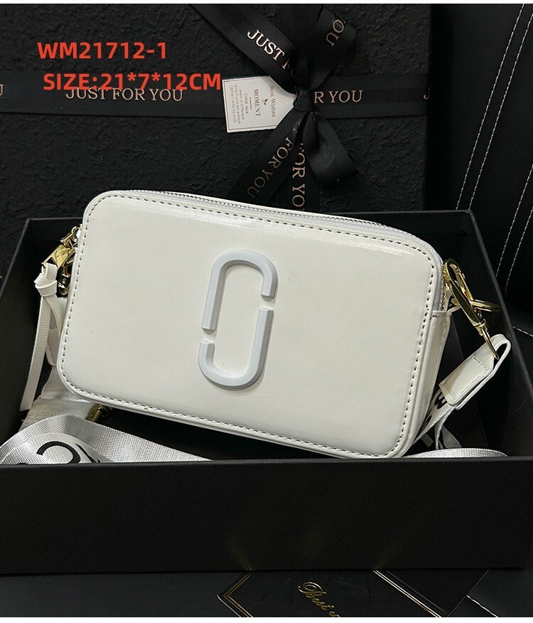 WM21712  SIZE:21*7*12CM gallery