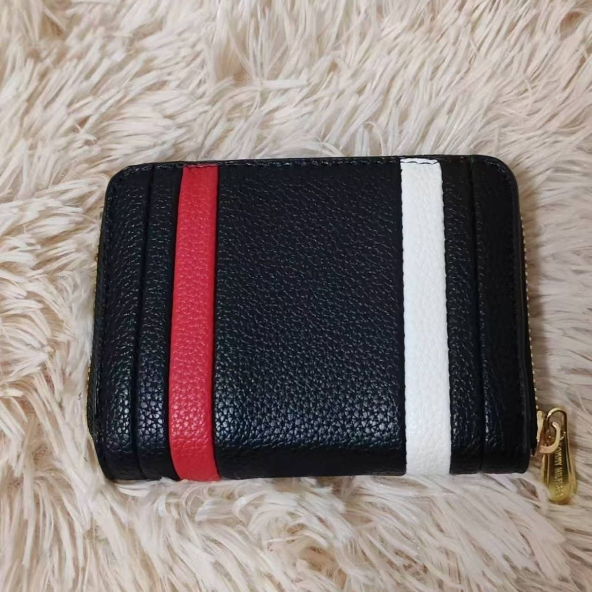 WT18222 SIZE:12*9*2.5CM gallery