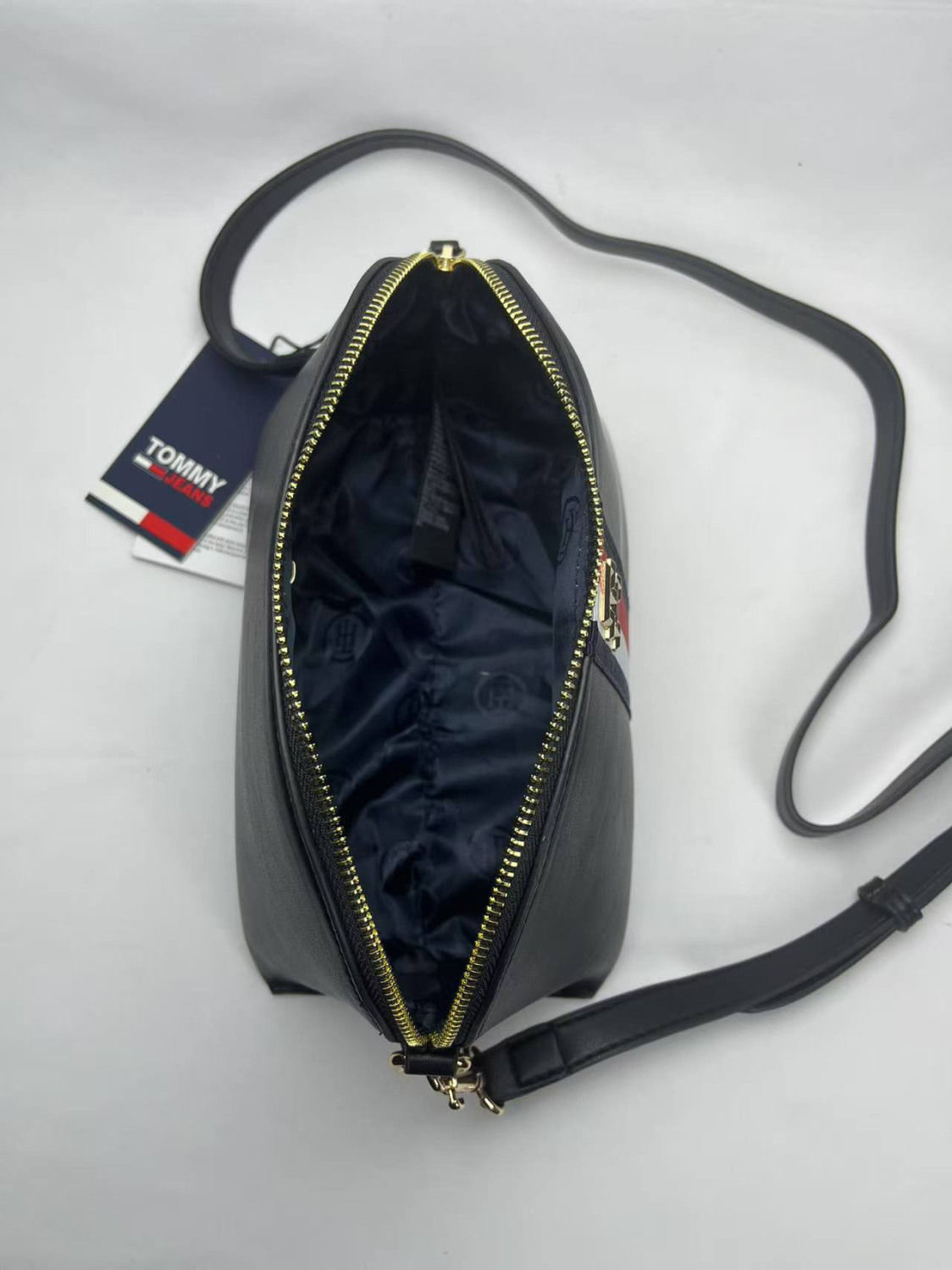 WT39215 SIZE:24*16*11.5CM gallery