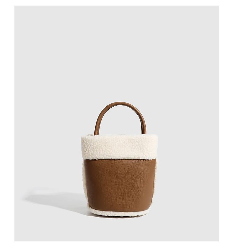 WU28955  SIZE:20*15*24CM gallery