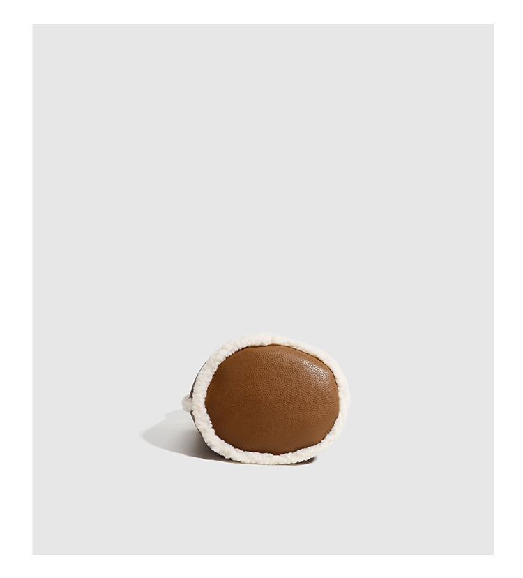 WU28955  SIZE:20*15*24CM gallery