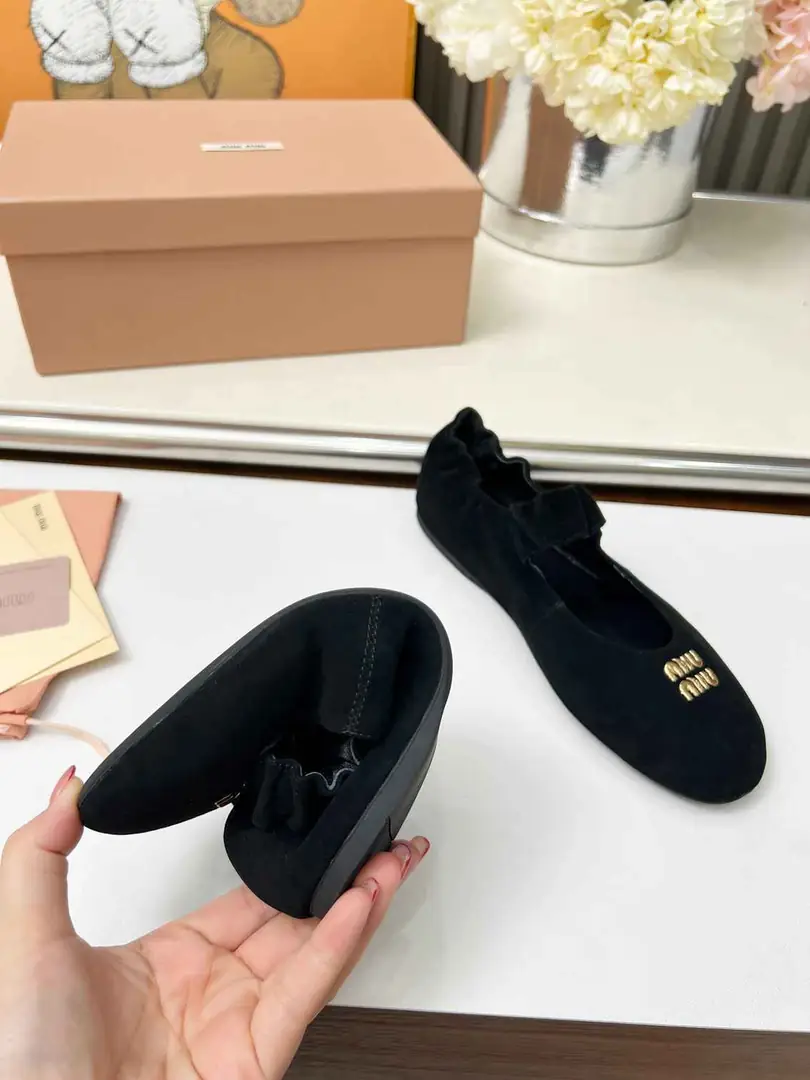 🔥B8187260🔥 miumiu 玛丽珍单鞋❤ 35-40 gallery