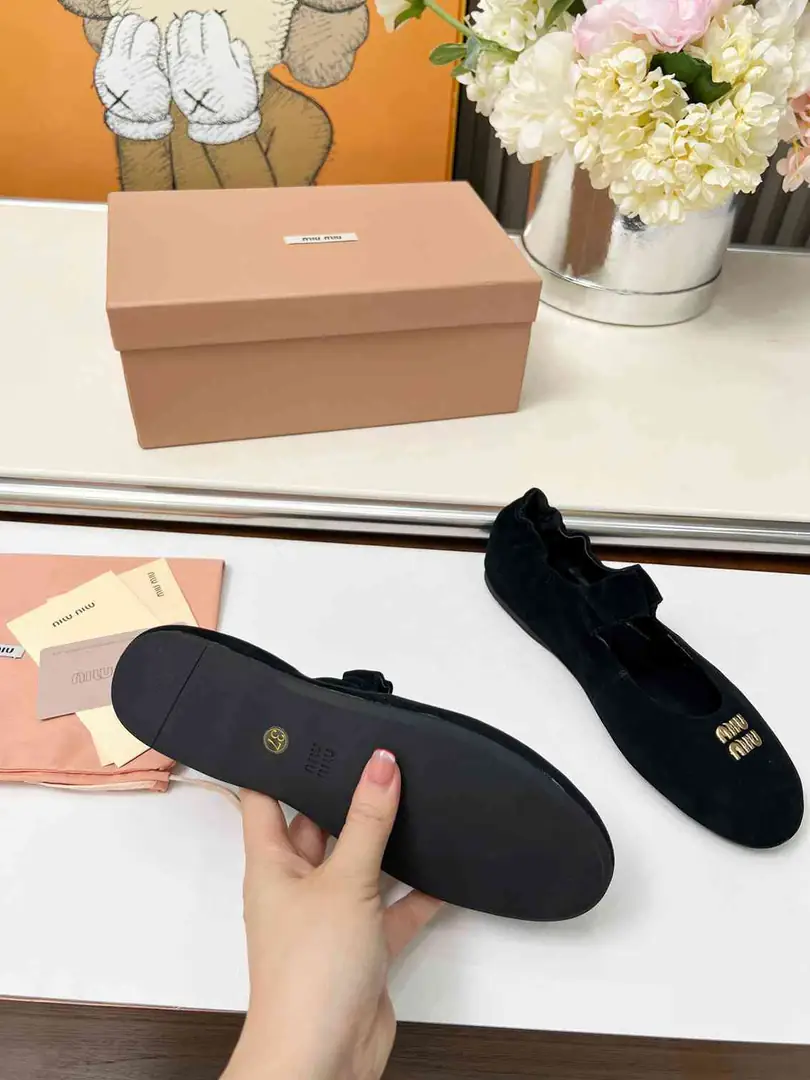 🔥B8187260🔥 miumiu 玛丽珍单鞋❤ 35-40 gallery