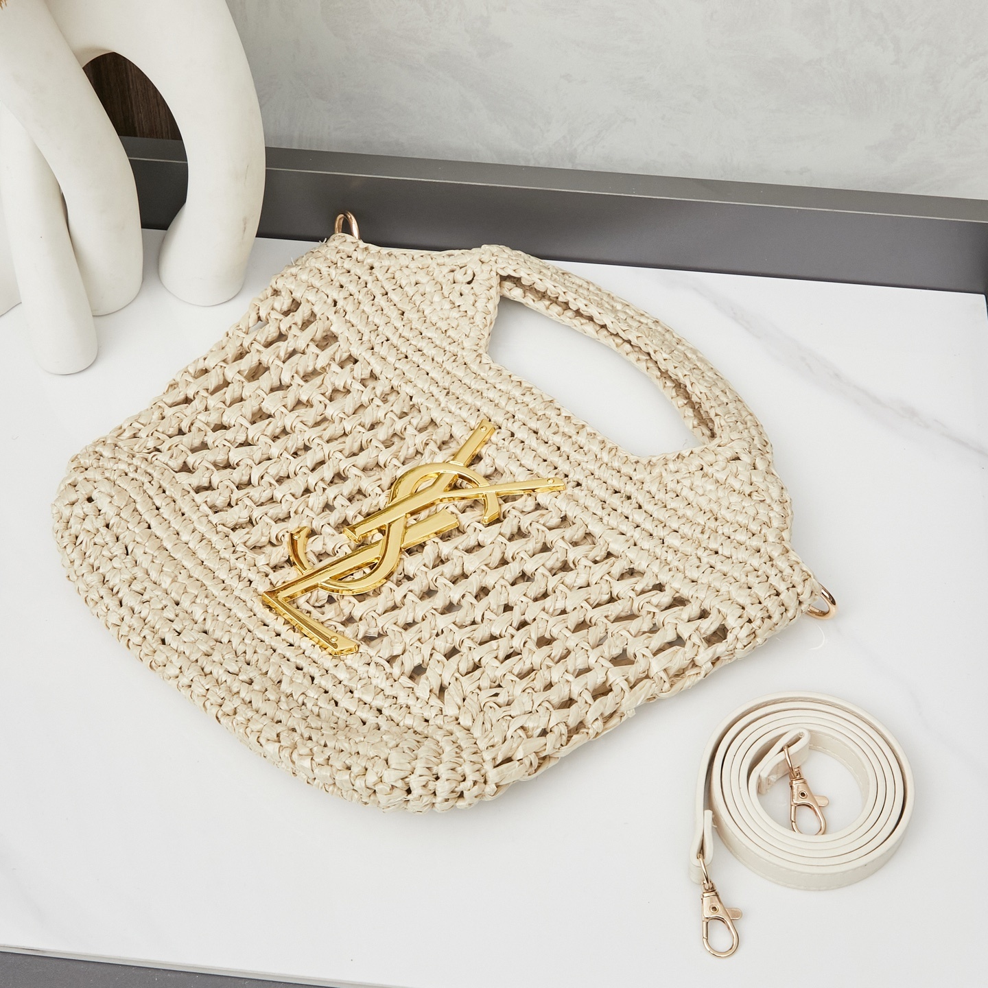 1811/071/31x22CM gallery