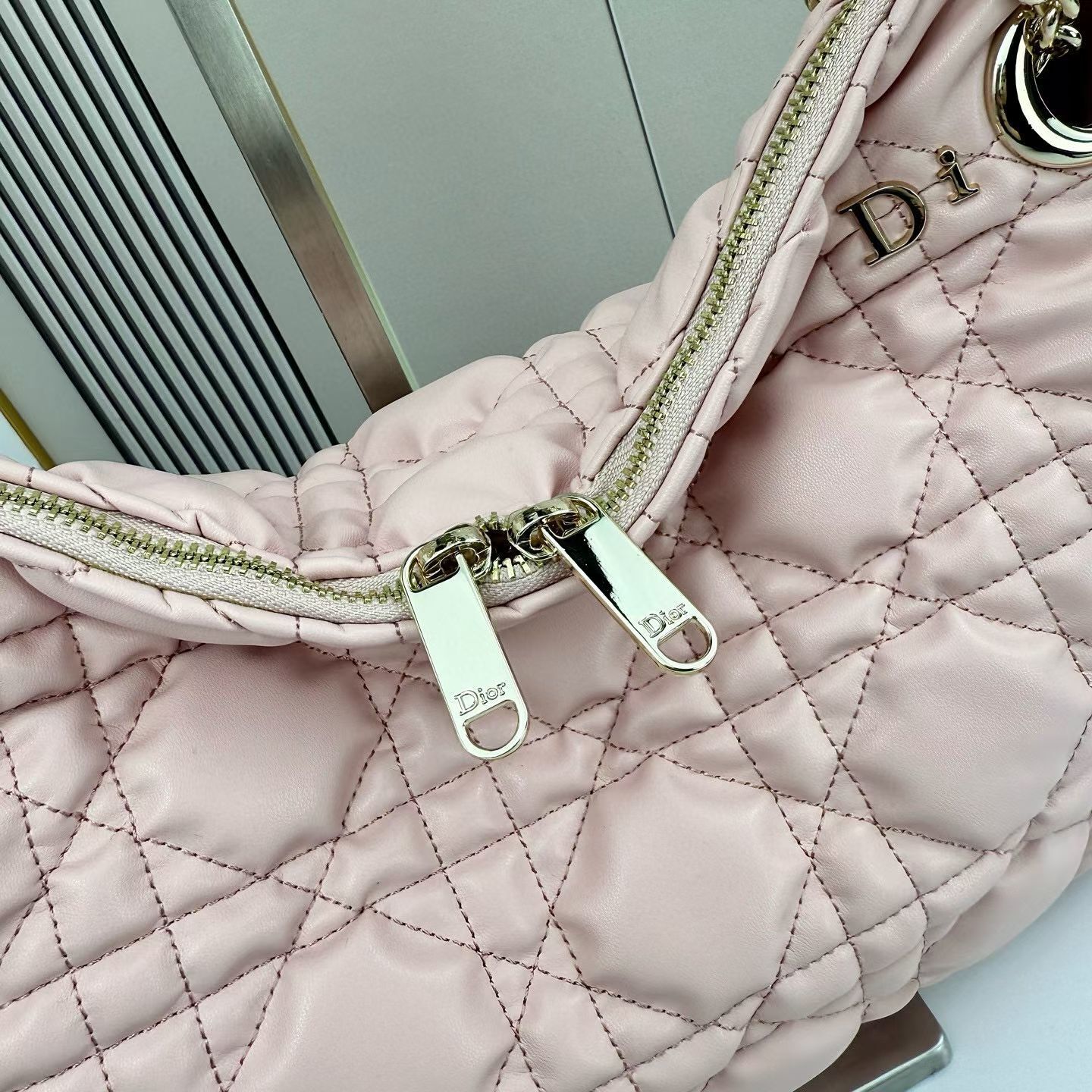 1971//38CM*28.5CM gallery