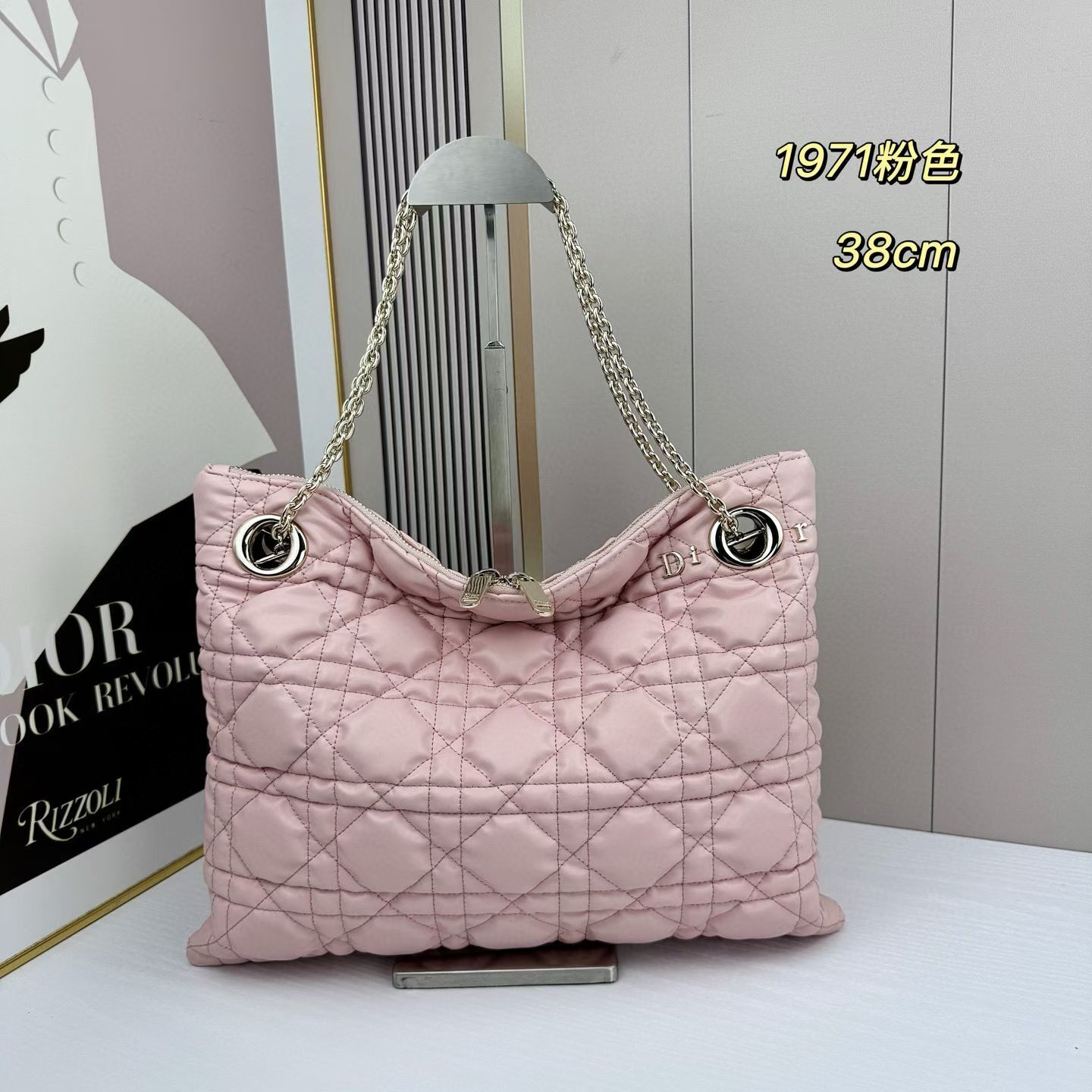 1971//38CM*28.5CM gallery