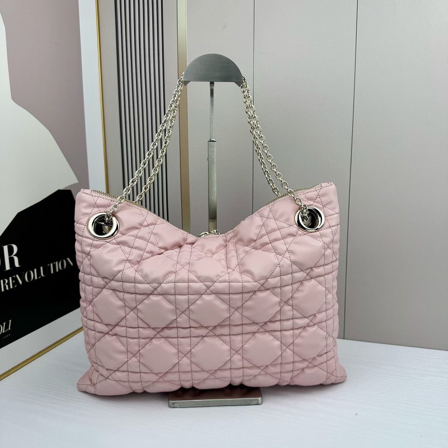 1971//38CM*28.5CM gallery