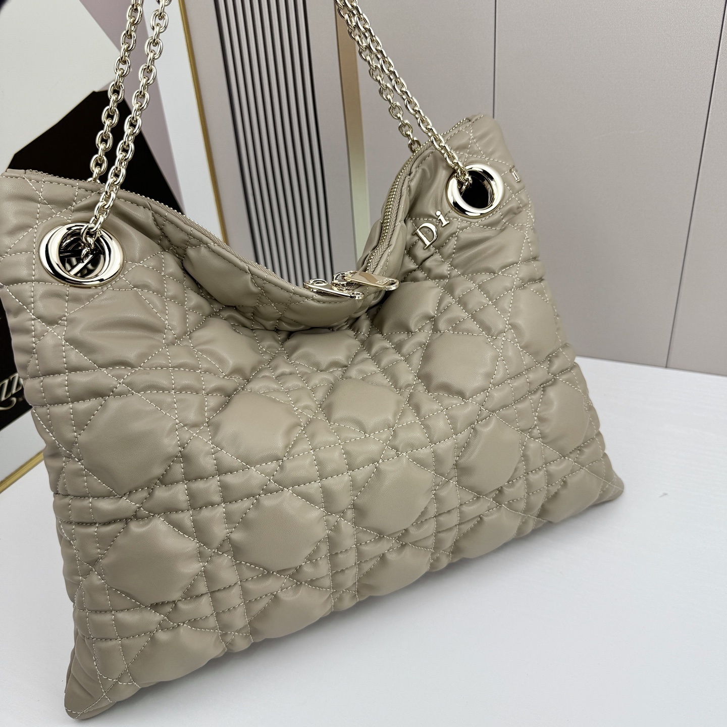 1971//38CM*28.5CM gallery