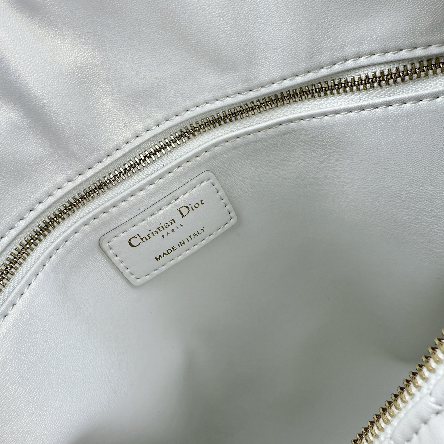 1971//38CM*28.5CM gallery