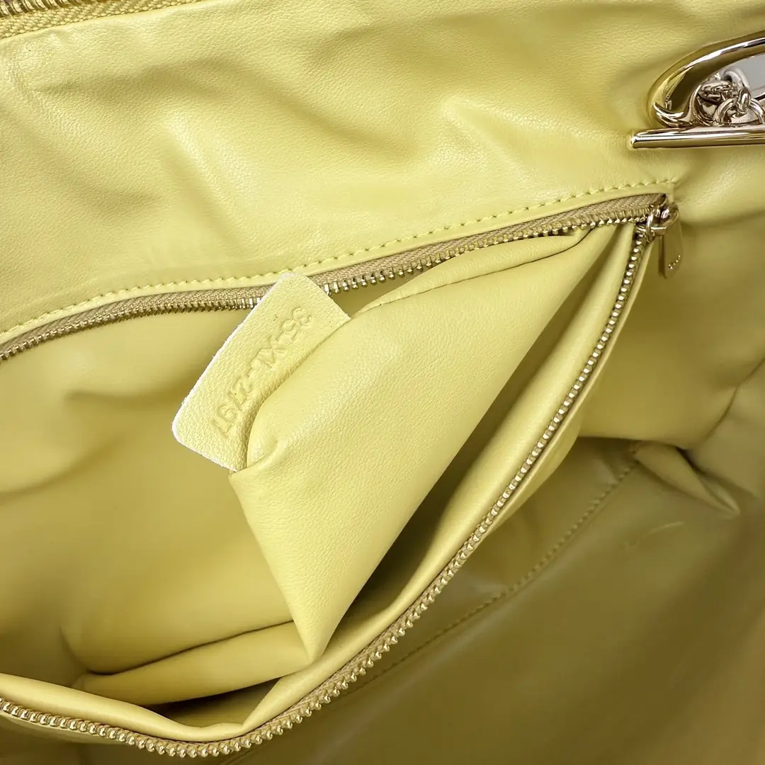 1971//38CM*28.5CM gallery