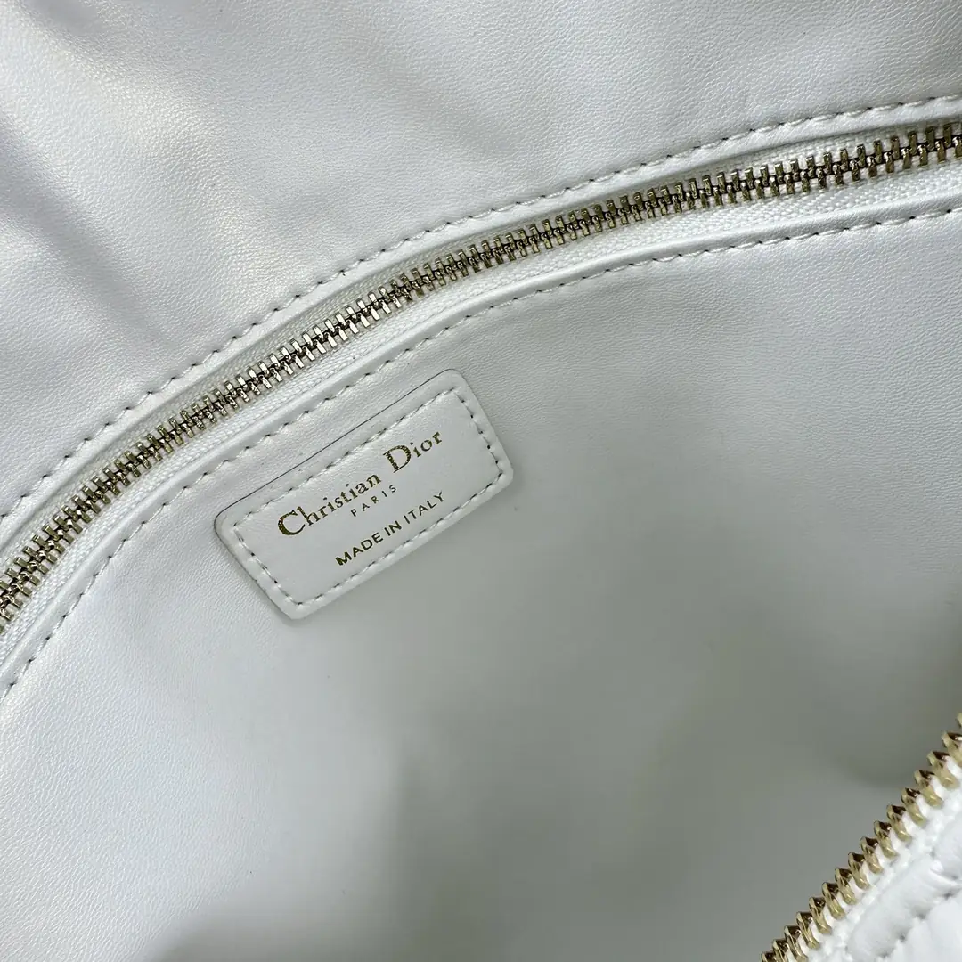 1971//38CM*28.5CM gallery