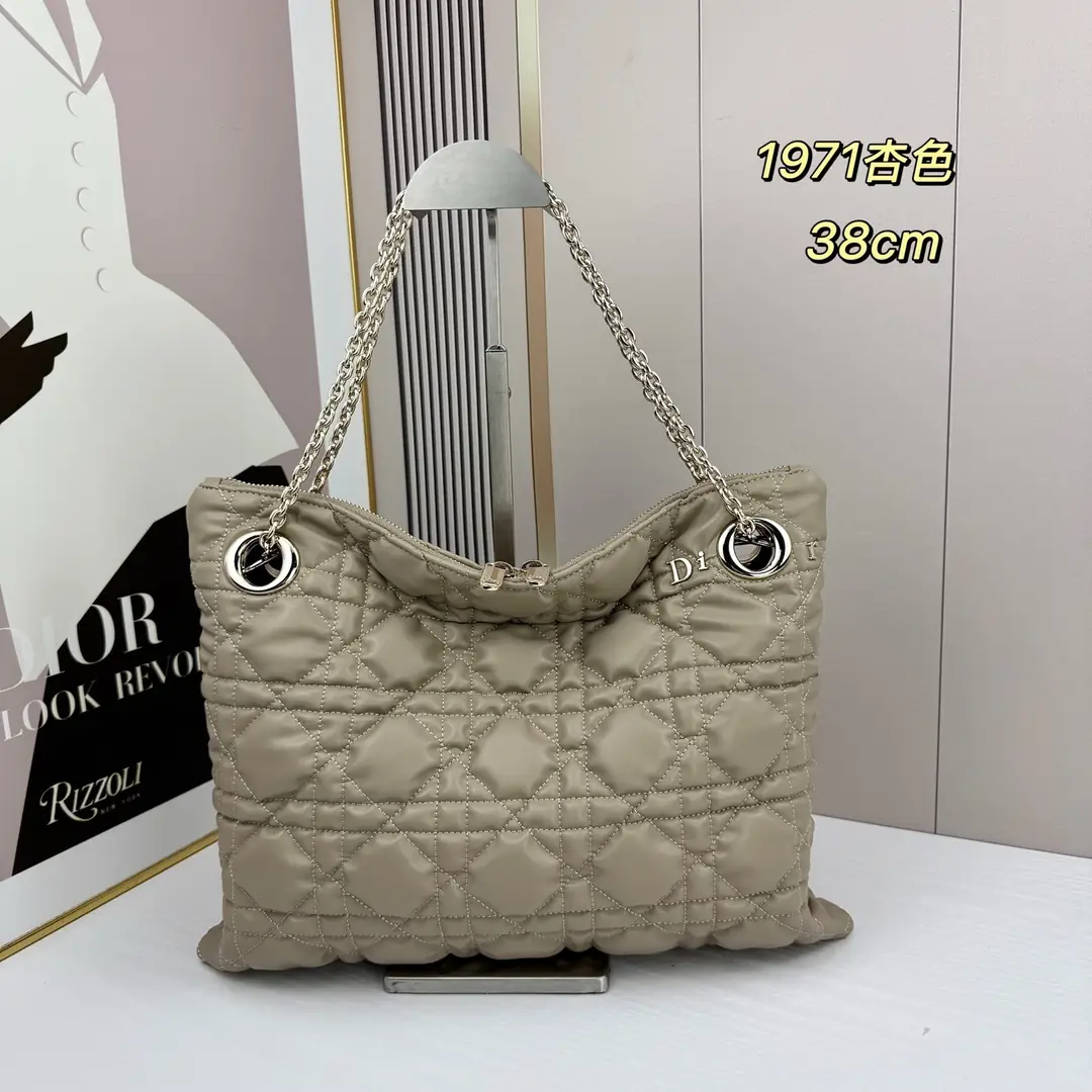 1971//38CM*28.5CM gallery