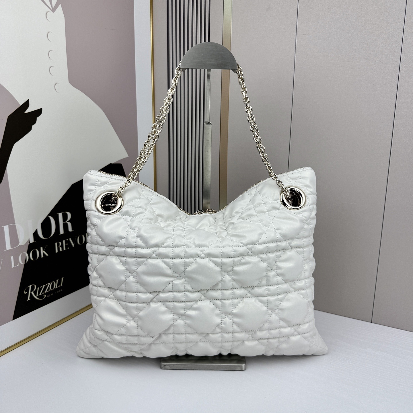 1971//38CM*28.5CM gallery