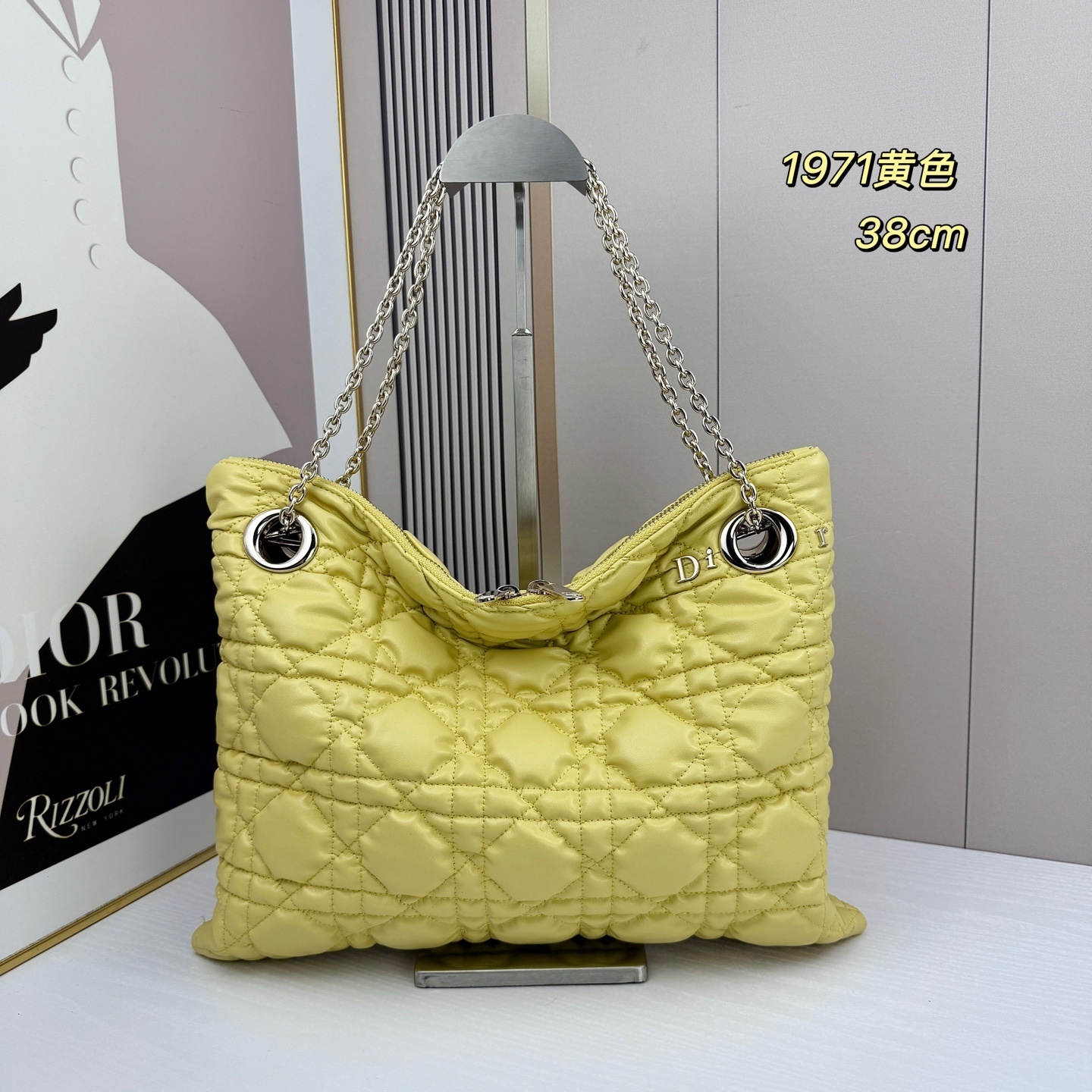 1971//38CM*28.5CM gallery