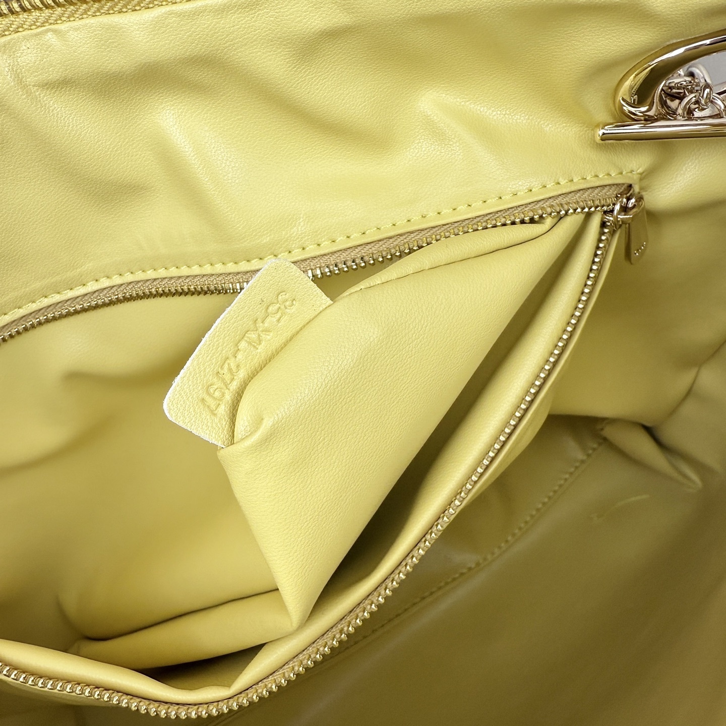 1971//38CM*28.5CM gallery