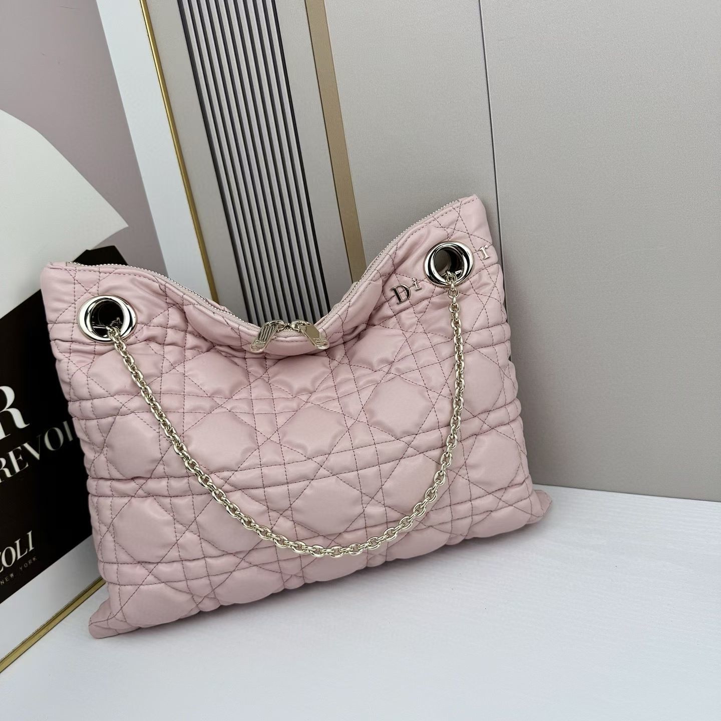 1971//38CM*28.5CM gallery