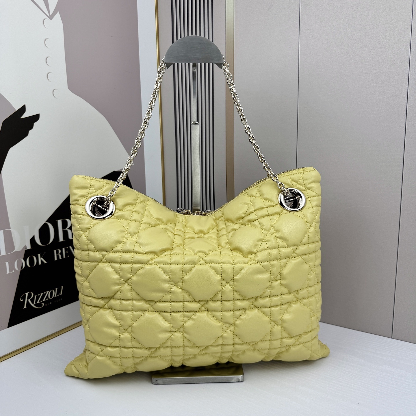 1971//38CM*28.5CM gallery