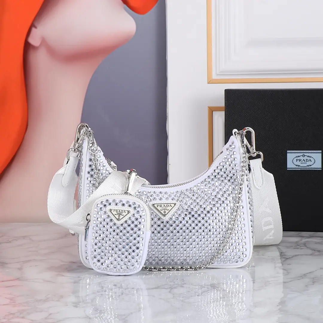 1BH204闪钻/012/22CM*16CM*6CM gallery