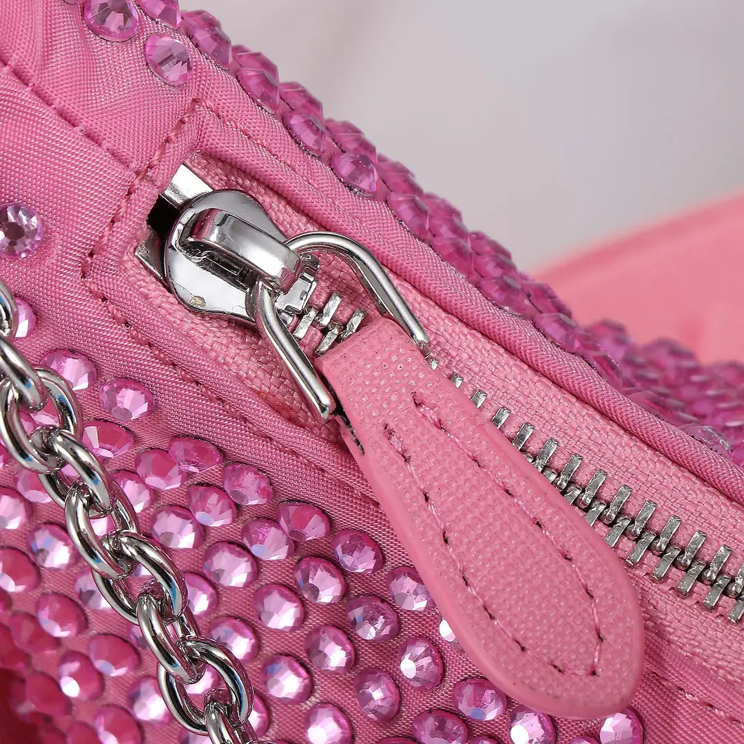 1BH204闪钻/012/22CM*16CM*6CM gallery