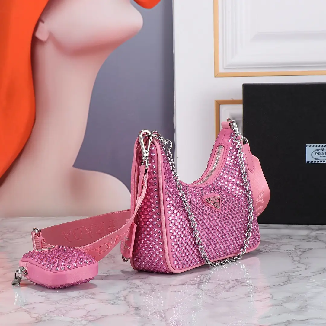 1BH204闪钻/012/22CM*16CM*6CM gallery