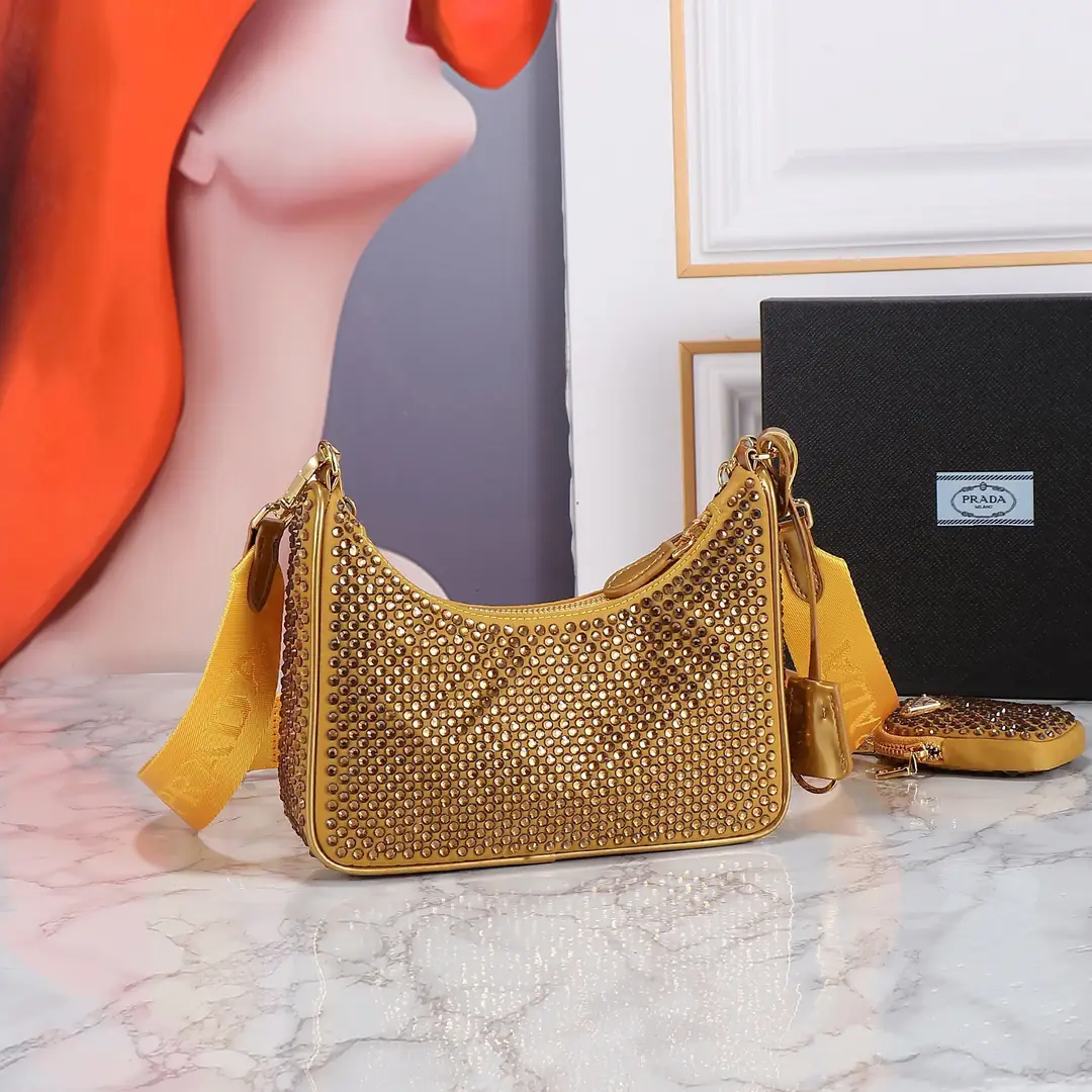 1BH204闪钻/012/22CM*16CM*6CM gallery