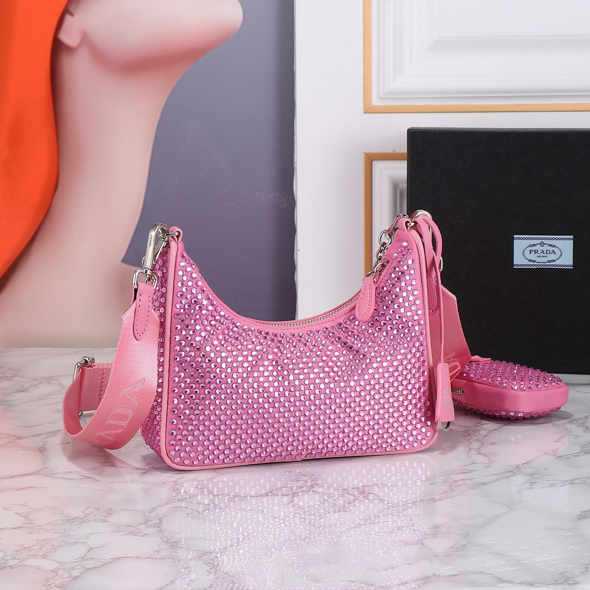 1BH204闪钻/012/22CM*16CM*6CM gallery